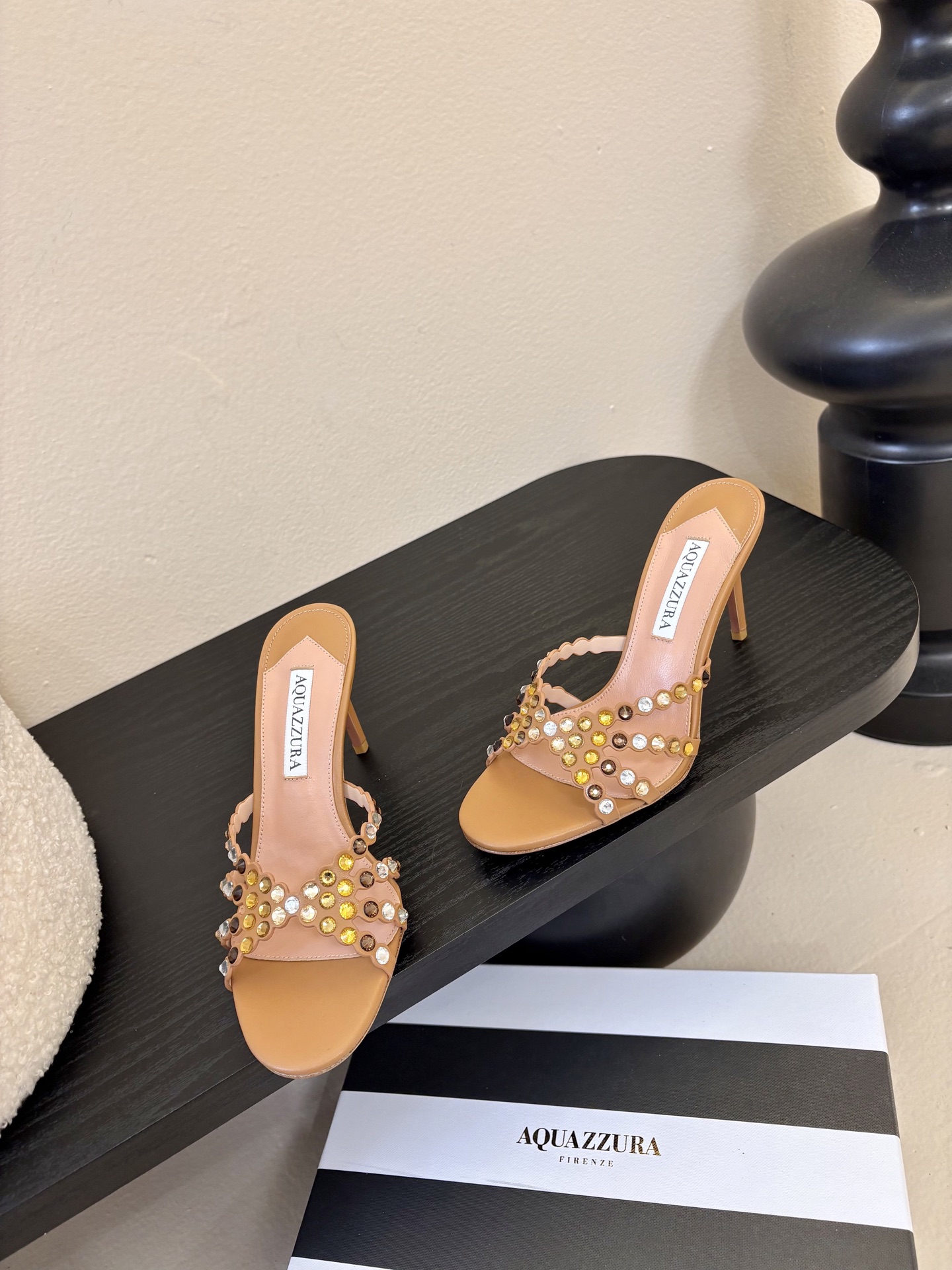 AQUAZZURA大菠萝水钻装饰高跟鞋凉拖2026春夏最新款交叉水钻凉鞋 上脚超级有气质·既简洁又时髦 