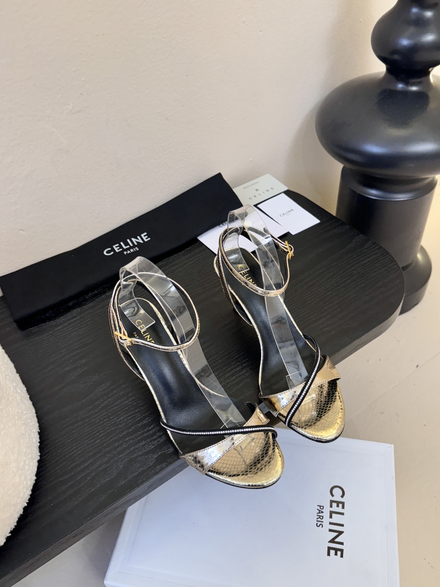 8.5跟CELINE思琳2026春夏最新走秀款高跟时装鞋 超多网红时尚博主种草 高级感舒适，配女神们的半