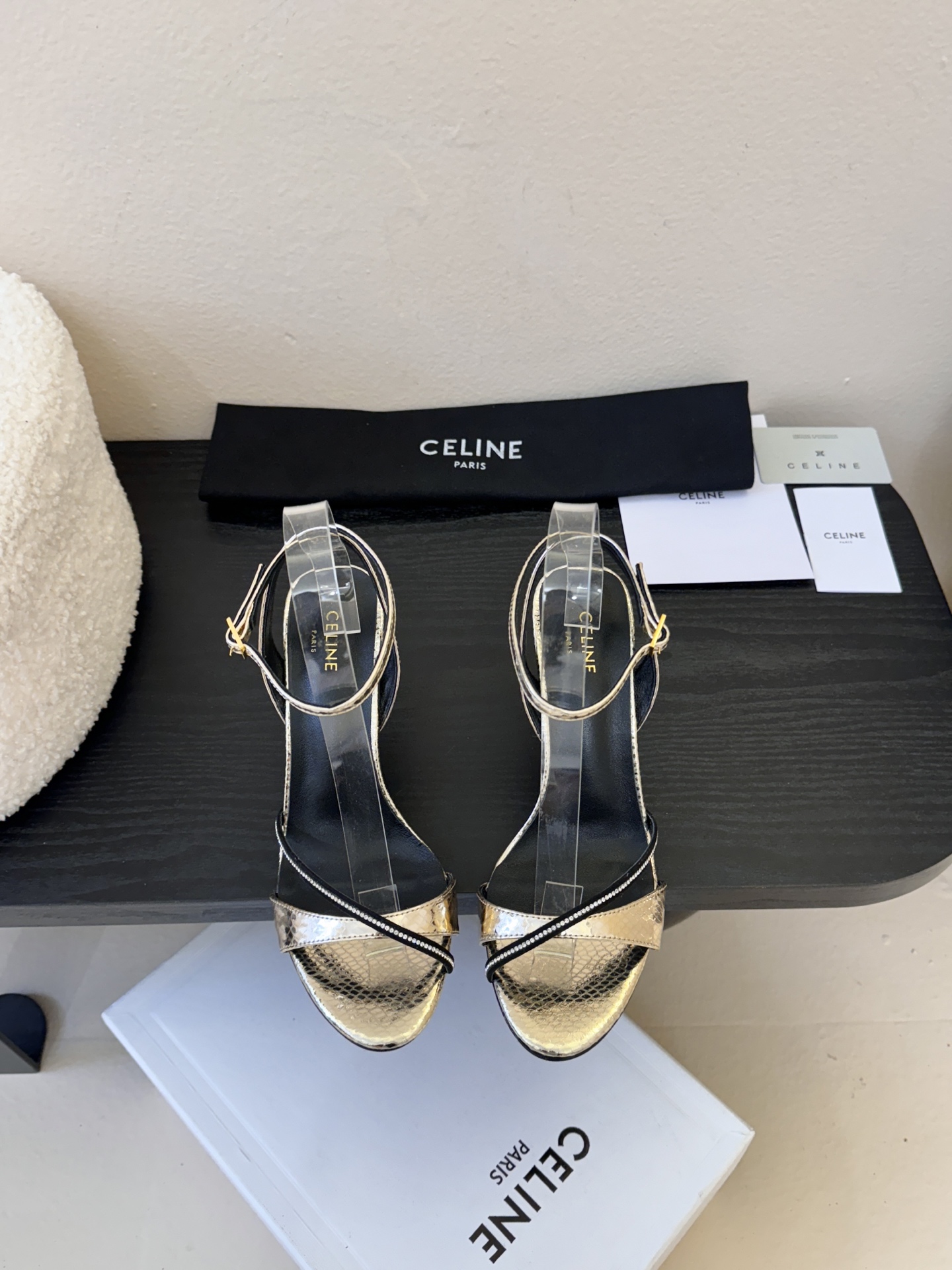 8.5跟CELINE思琳2026春夏最新走秀款高跟时装鞋 超多网红时尚博主种草 高级感舒适，配女神们的半