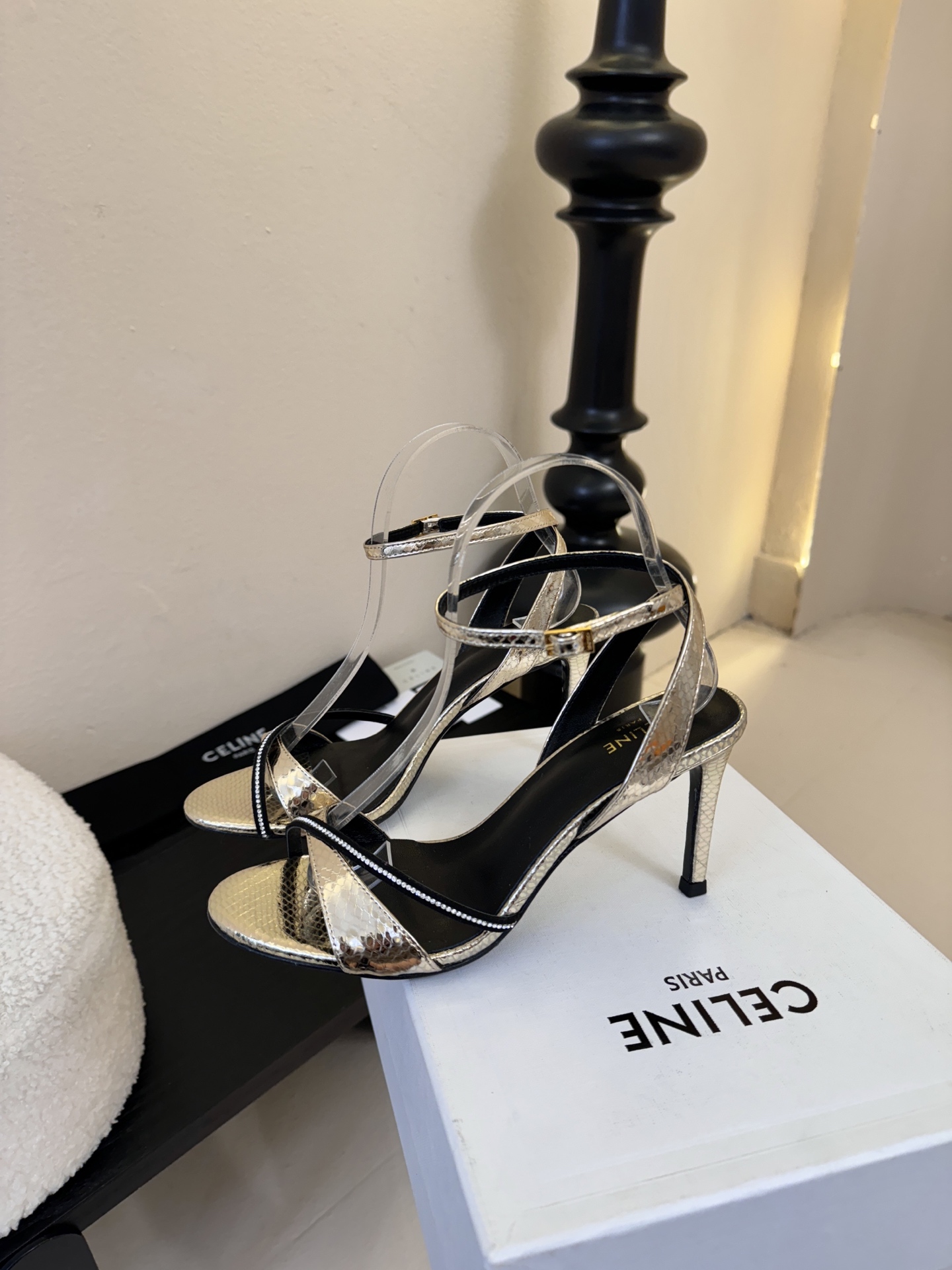 8.5跟CELINE思琳2026春夏最新走秀款高跟时装鞋 超多网红时尚博主种草 高级感舒适，配女神们的半