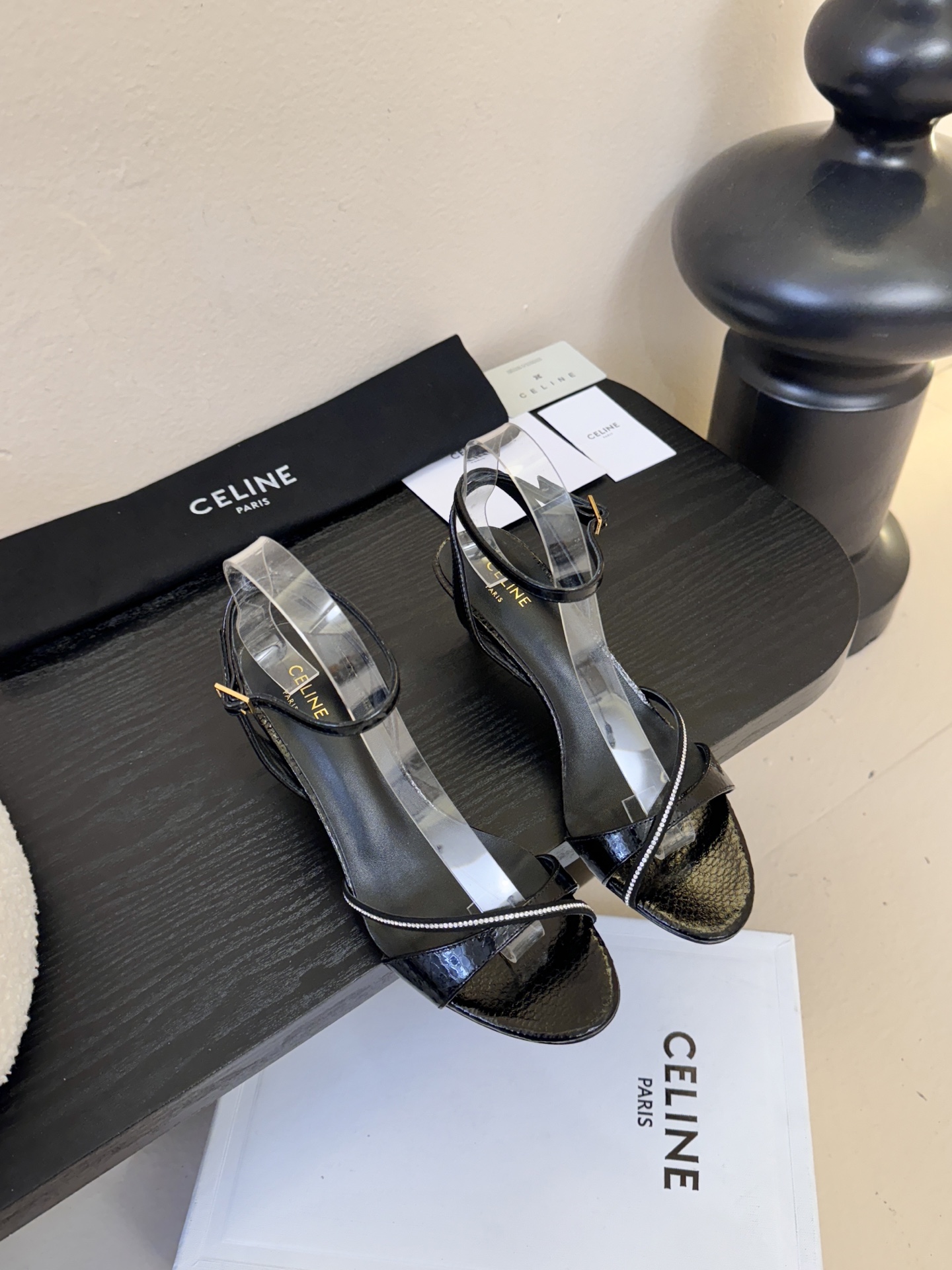 6.5根CELINE思琳2026春夏最新走秀款高跟时装鞋 超多网红时尚博主种草 高级感舒适，配女神们的半