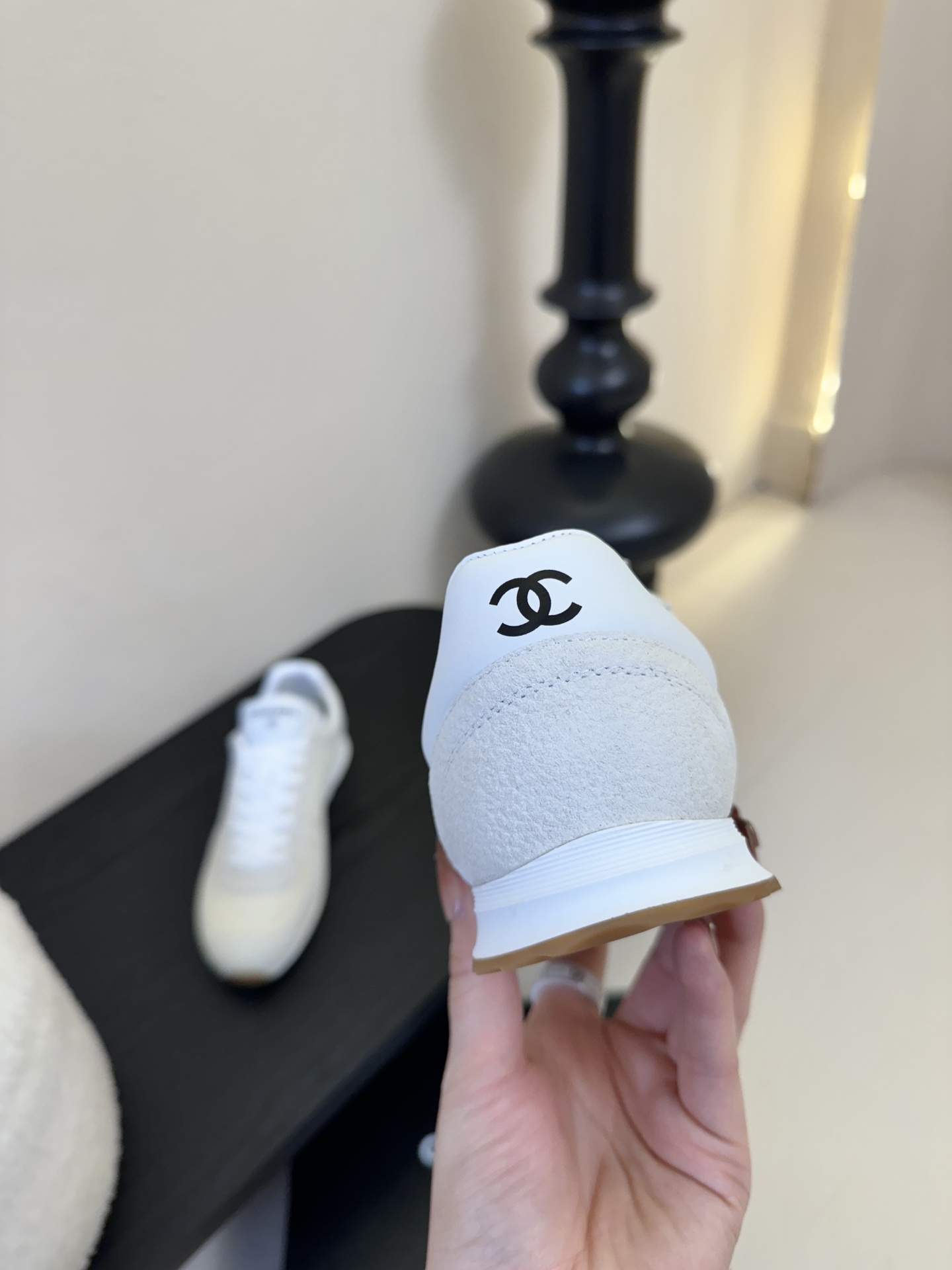 CHANEL/香奈儿2026新款小香风麂皮圆头熊猫菱格厚底运动鞋时尚增高鞋休闲鞋德训鞋面料：磨砂牛皮➕布