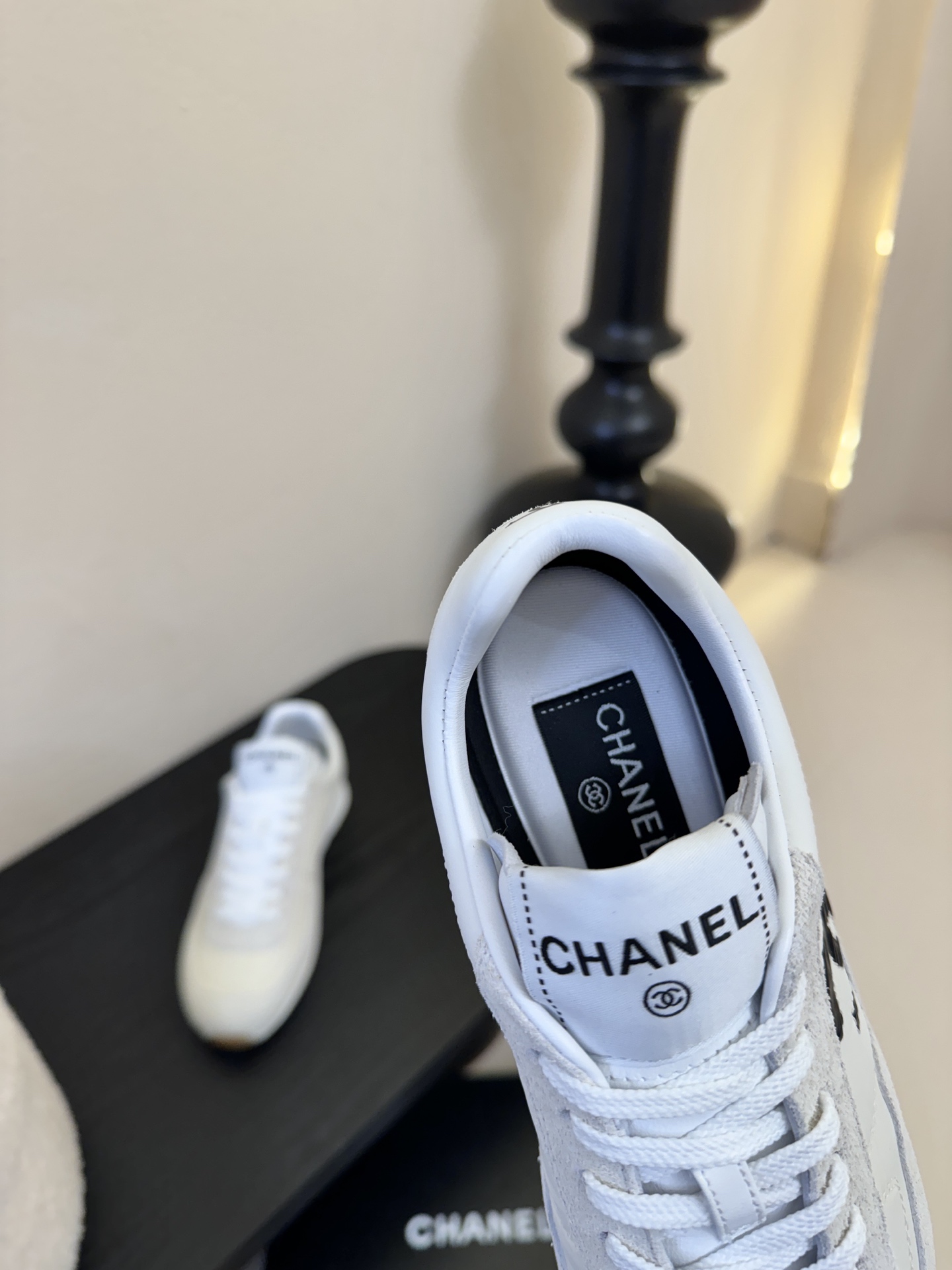 CHANEL/香奈儿2026新款小香风麂皮圆头熊猫菱格厚底运动鞋时尚增高鞋休闲鞋德训鞋面料：磨砂牛皮➕布