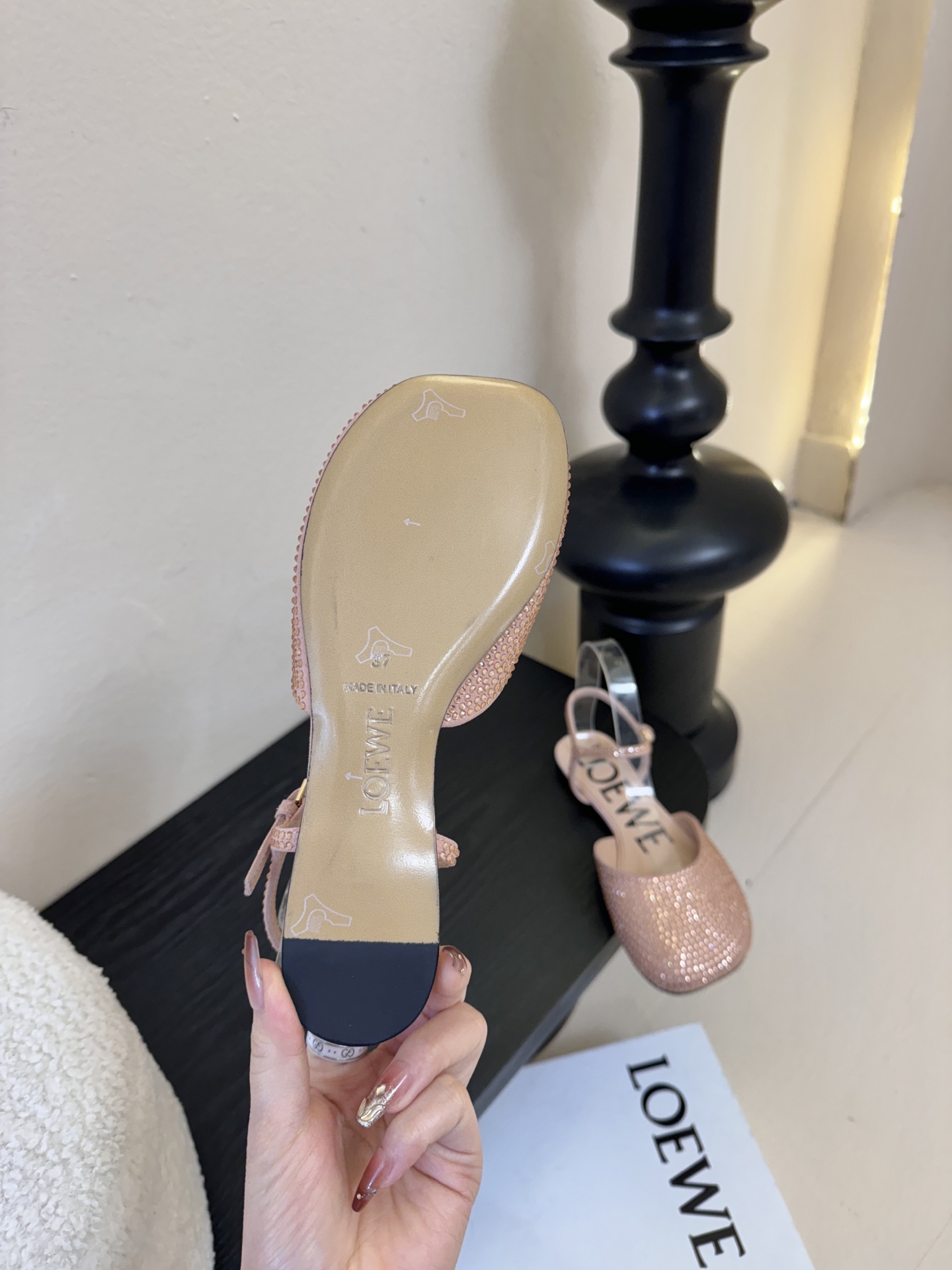 LOEWE罗意威 满钻玛丽珍凉鞋王炸组合！💎 冰蓝、黑粉、裸粉三色全配齐平底1cm+高跟8.5cm 不用