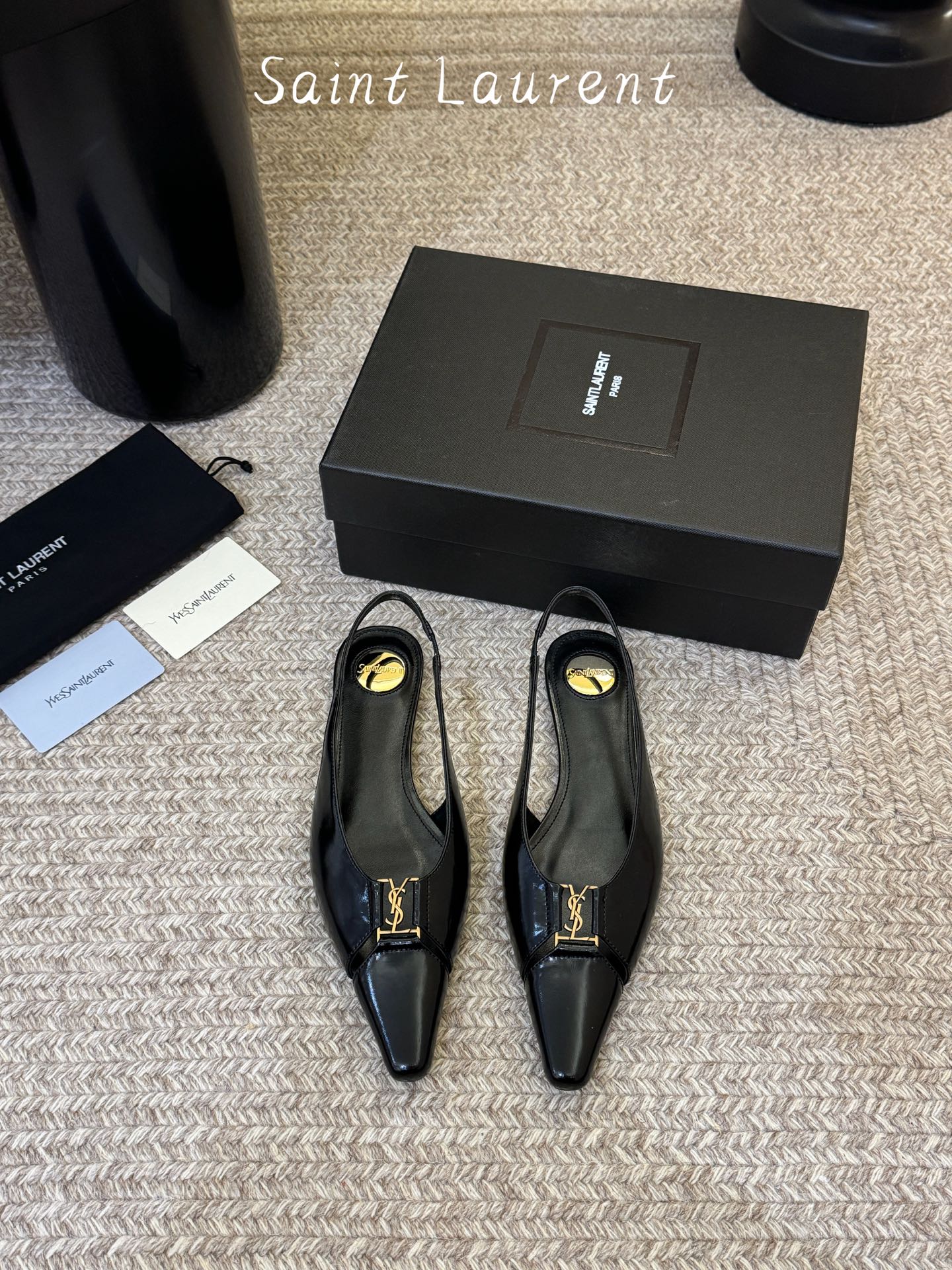 Saint Lauren* 圣罗兰走秀款超尖头平底单鞋走秀款 把美丽刑锯表现的淋漓尽致 姐姐的美丽尤物平