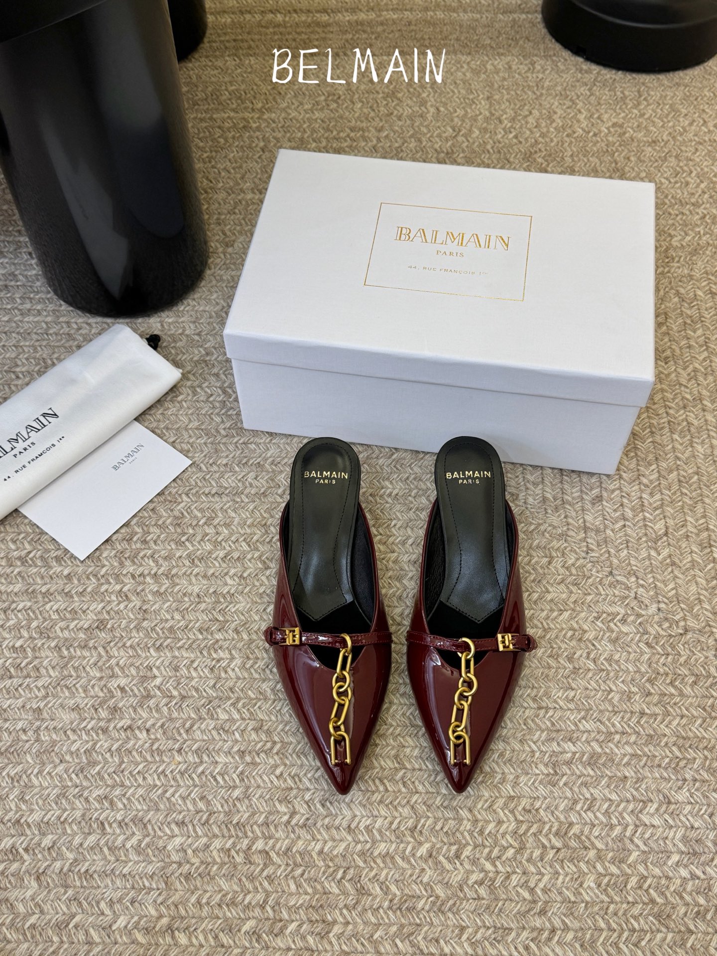 巴黎世家 BALENCA*A 新款牛皮拖鞋系列！这款鞋型是淑女尖头单鞋上脚美爆又百搭 INS爆款 原版购