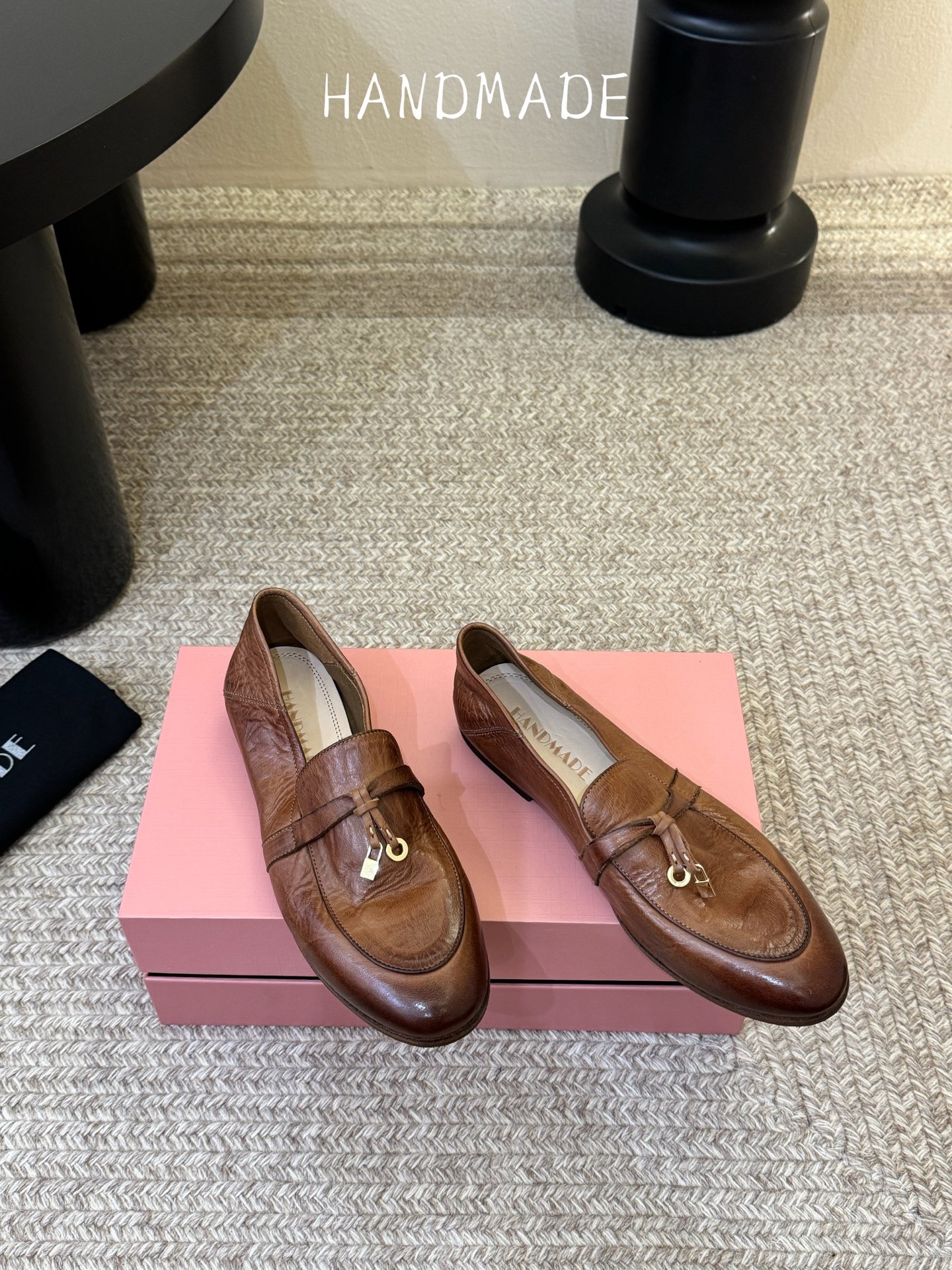 顶级HANDMADE独家新品最高版本买手代购1:1完美复刻 平底凉鞋单鞋原版开模真皮鞋底 原版套楦鞋型很