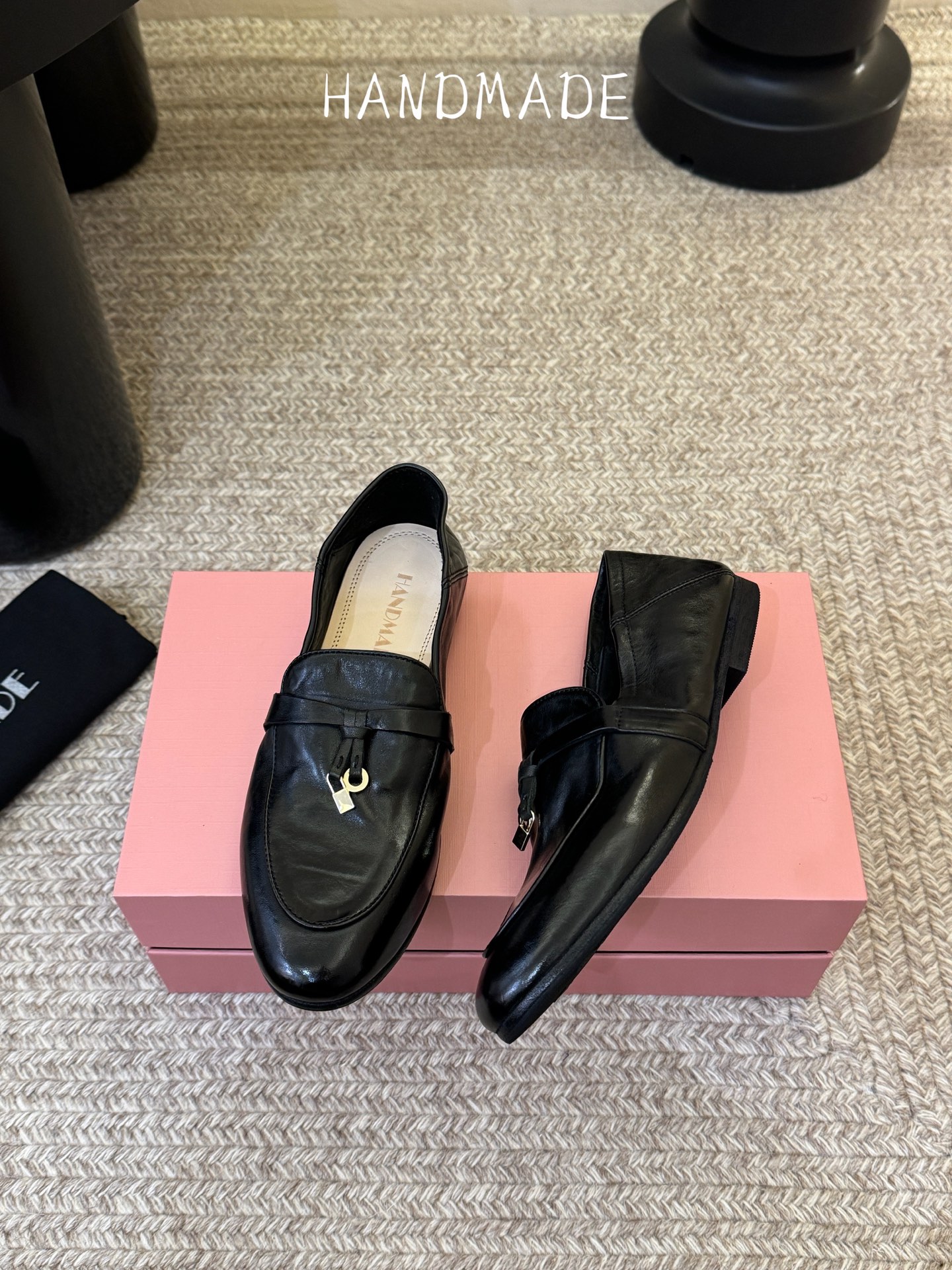 顶级HANDMADE独家新品最高版本买手代购1:1完美复刻 平底凉鞋单鞋原版开模真皮鞋底 原版套楦鞋型很