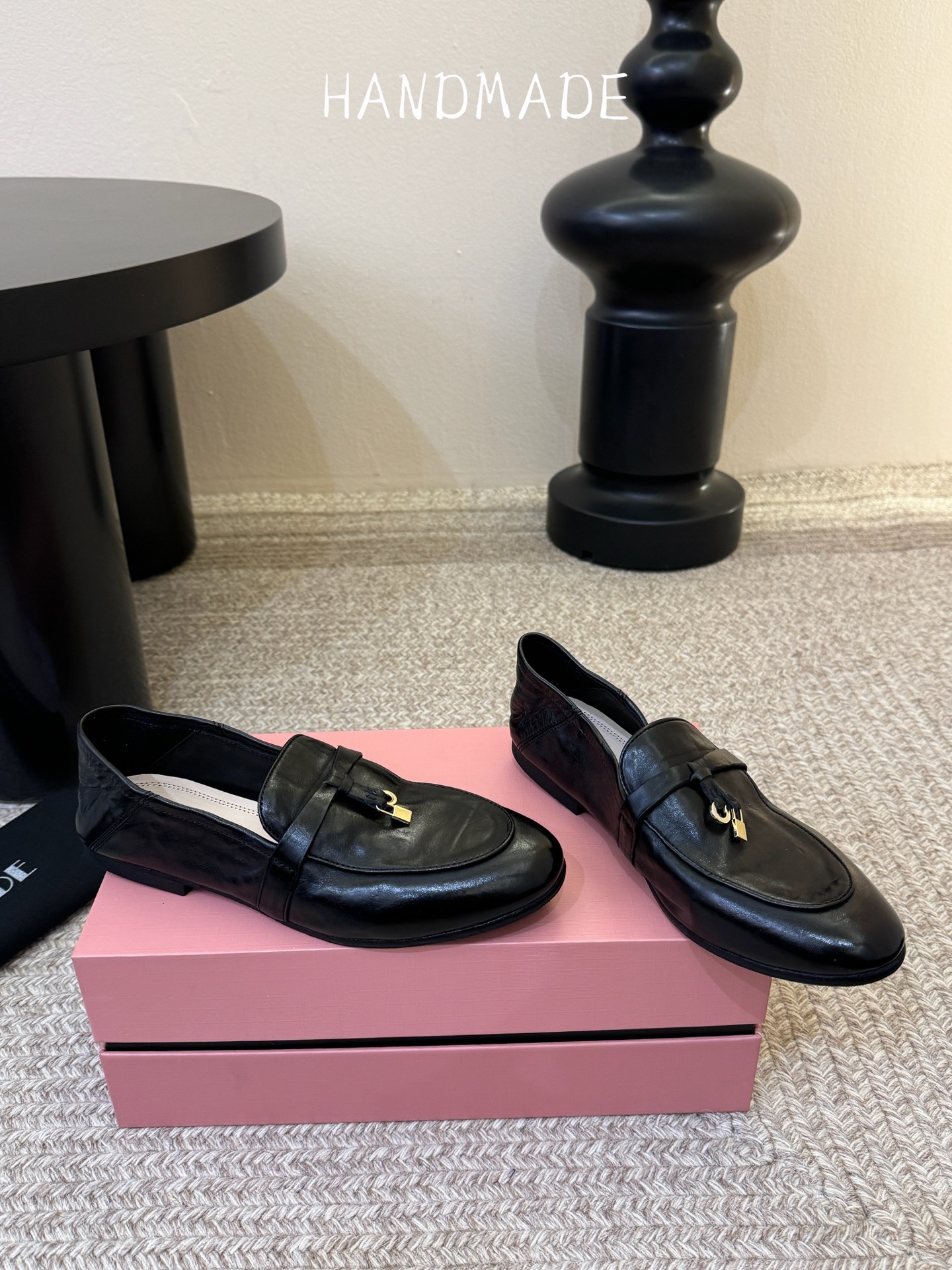 顶级HANDMADE独家新品最高版本买手代购1:1完美复刻 平底凉鞋单鞋原版开模真皮鞋底 原版套楦鞋型很