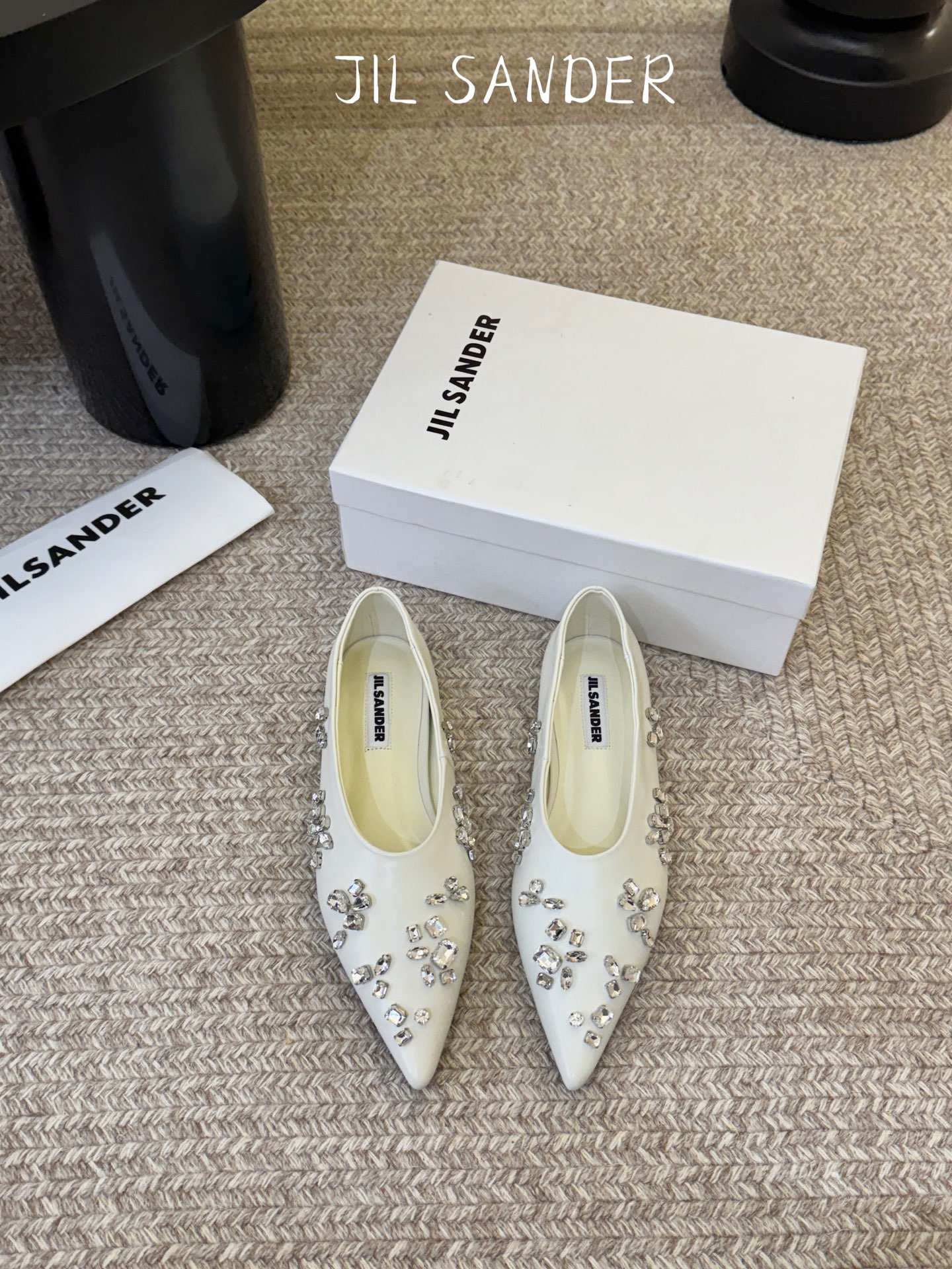 JILSANDER个性潮流新品🆕正品购入开发、完美复刻一比一做法、经典的线条设计、炒鸡百搭的一款夏季单品