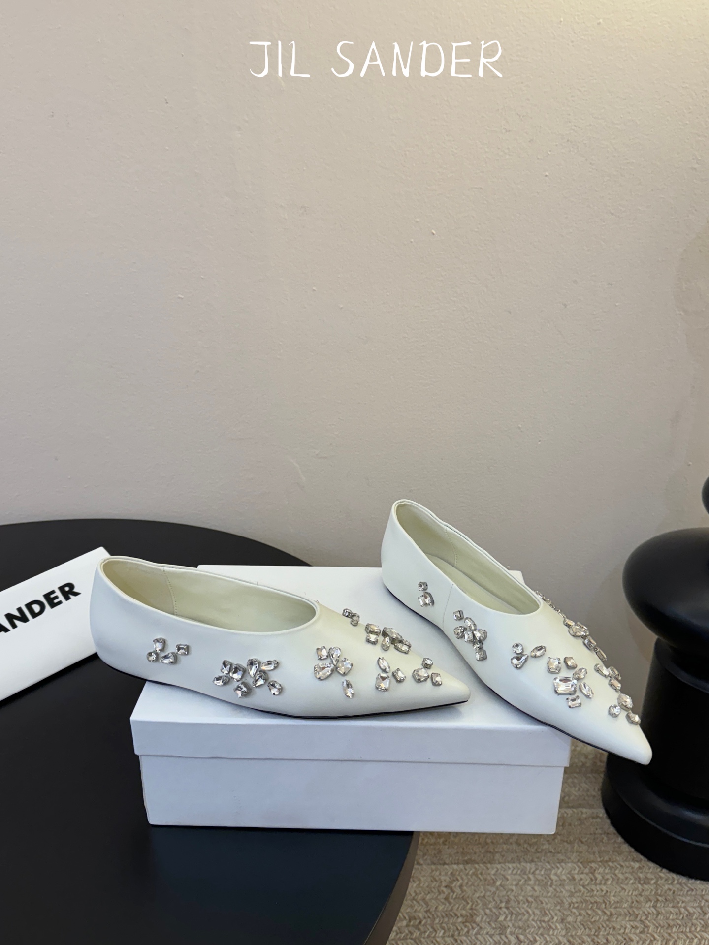 JILSANDER个性潮流新品🆕正品购入开发、完美复刻一比一做法、经典的线条设计、炒鸡百搭的一款夏季单品