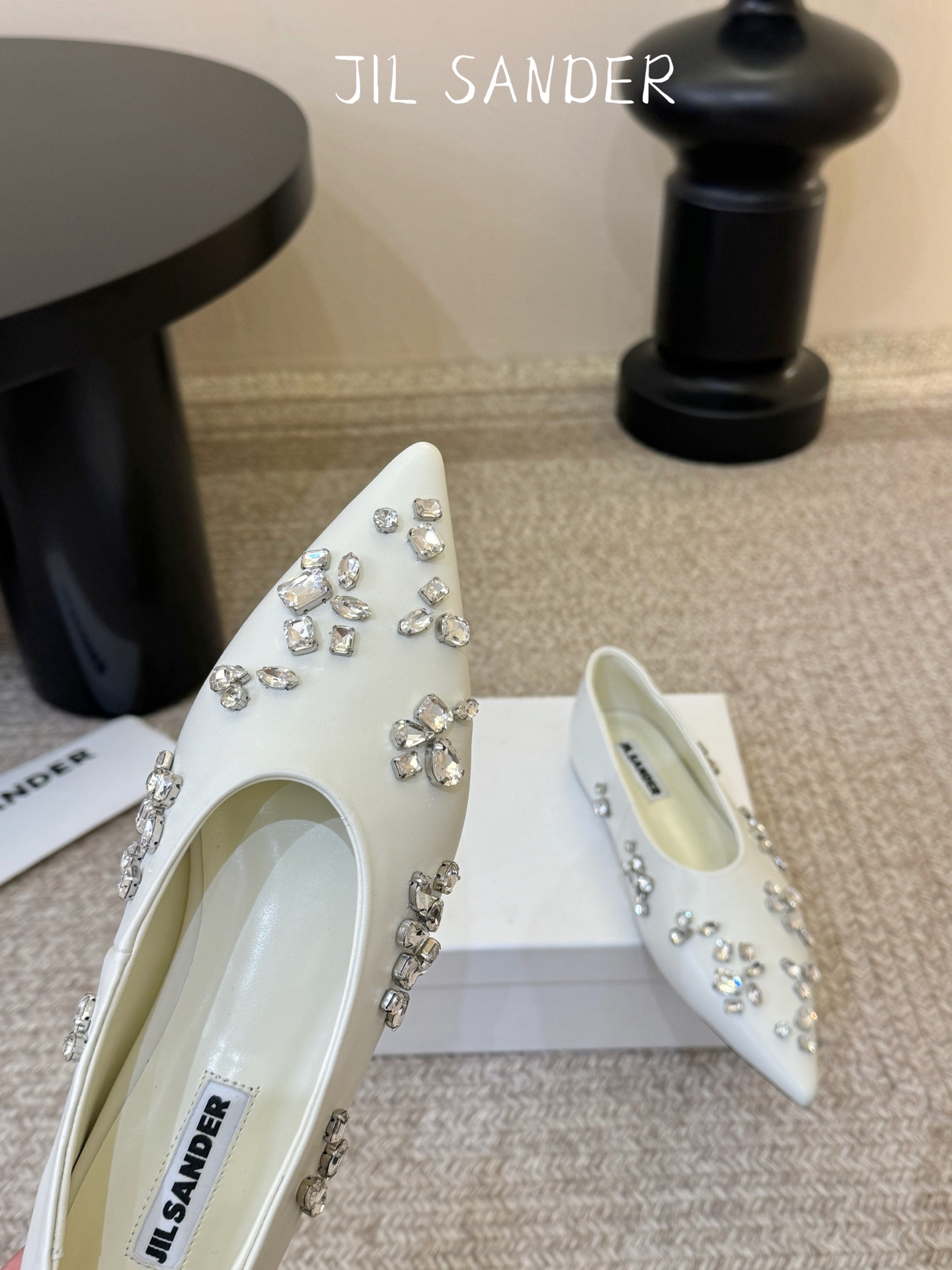 JILSANDER个性潮流新品🆕正品购入开发、完美复刻一比一做法、经典的线条设计、炒鸡百搭的一款夏季单品