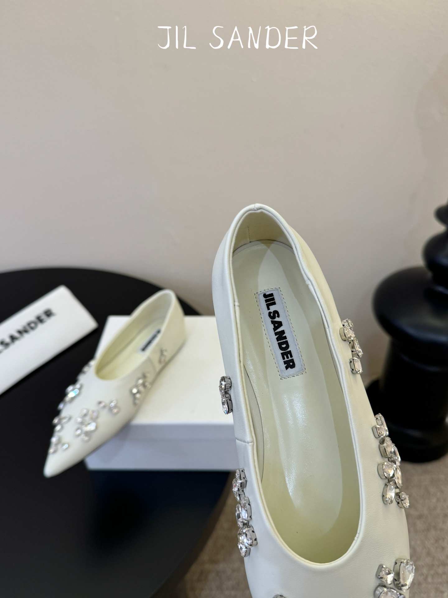 JILSANDER个性潮流新品🆕正品购入开发、完美复刻一比一做法、经典的线条设计、炒鸡百搭的一款夏季单品