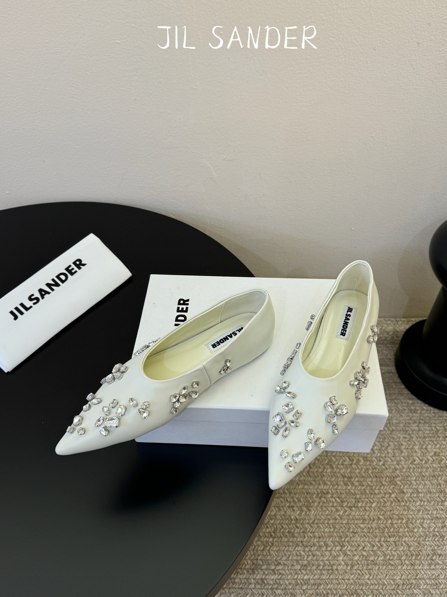 JILSANDER个性潮流新品🆕正品购入开发、完美复刻一比一做法、经典的线条设计、炒鸡百搭的一款夏季单品