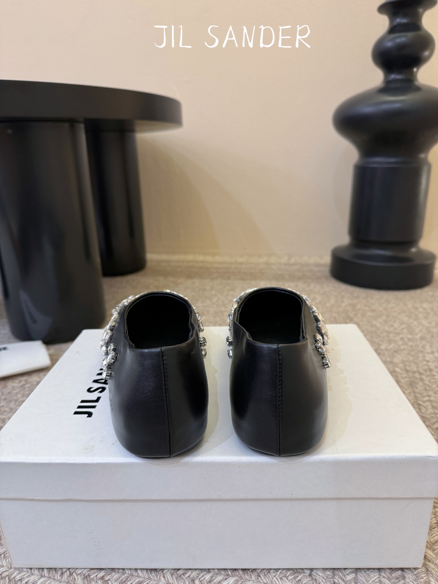 JILSANDER个性潮流新品🆕正品购入开发、完美复刻一比一做法、经典的线条设计、炒鸡百搭的一款夏季单品