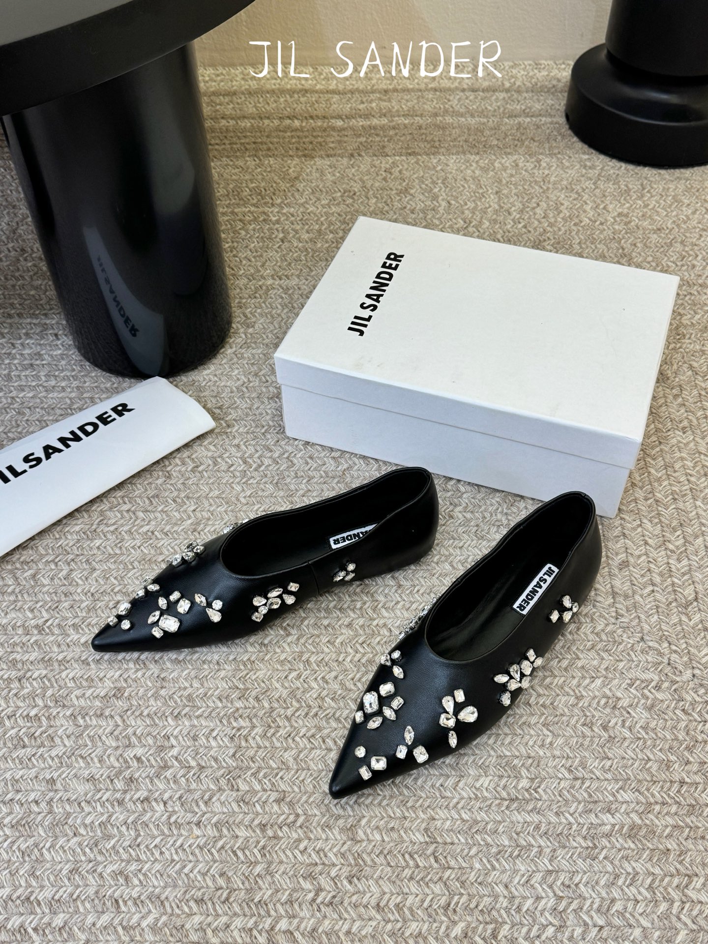 JILSANDER个性潮流新品🆕正品购入开发、完美复刻一比一做法、经典的线条设计、炒鸡百搭的一款夏季单品