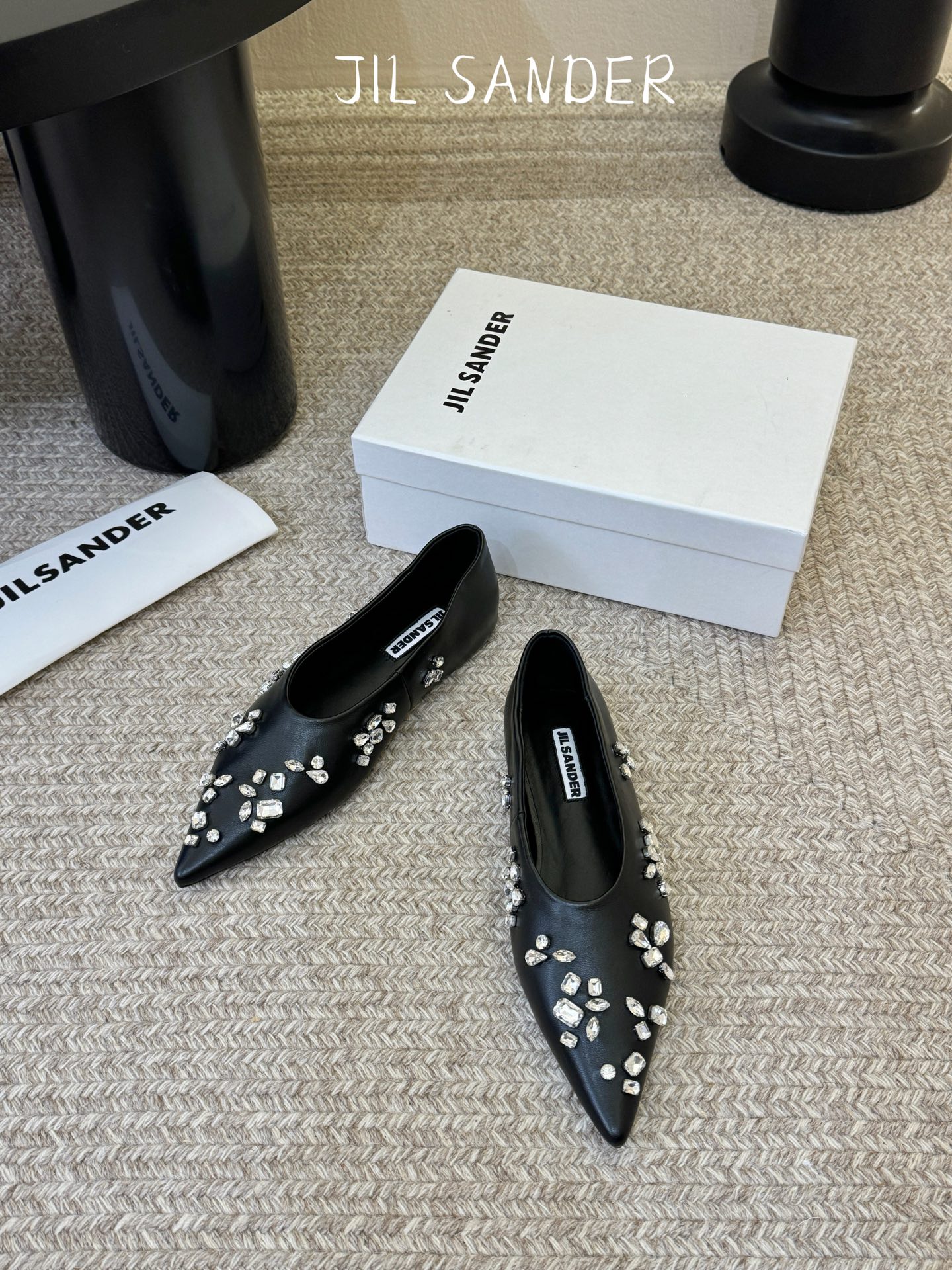 JILSANDER个性潮流新品🆕正品购入开发、完美复刻一比一做法、经典的线条设计、炒鸡百搭的一款夏季单品