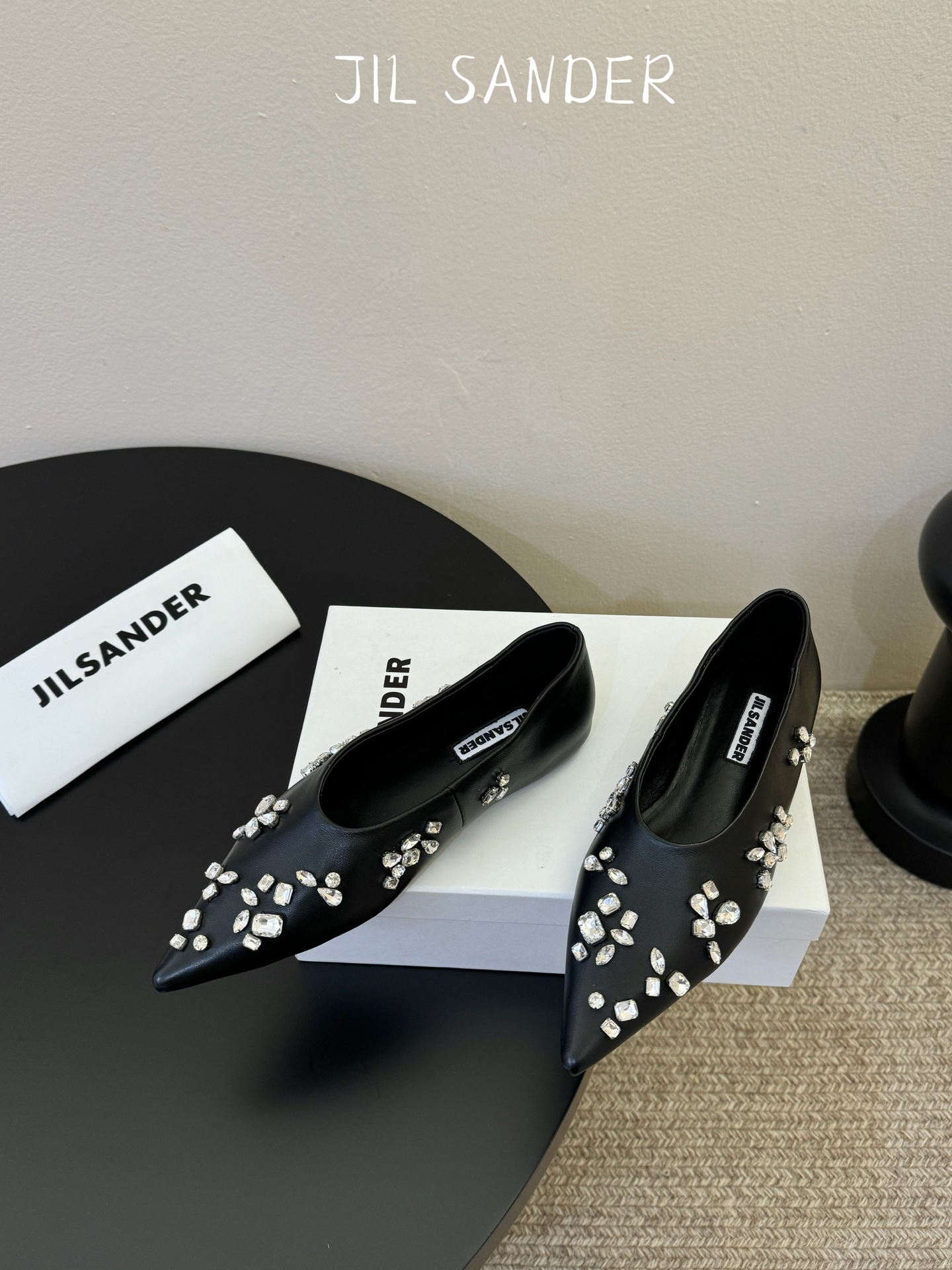 JILSANDER个性潮流新品🆕正品购入开发、完美复刻一比一做法、经典的线条设计、炒鸡百搭的一款夏季单品