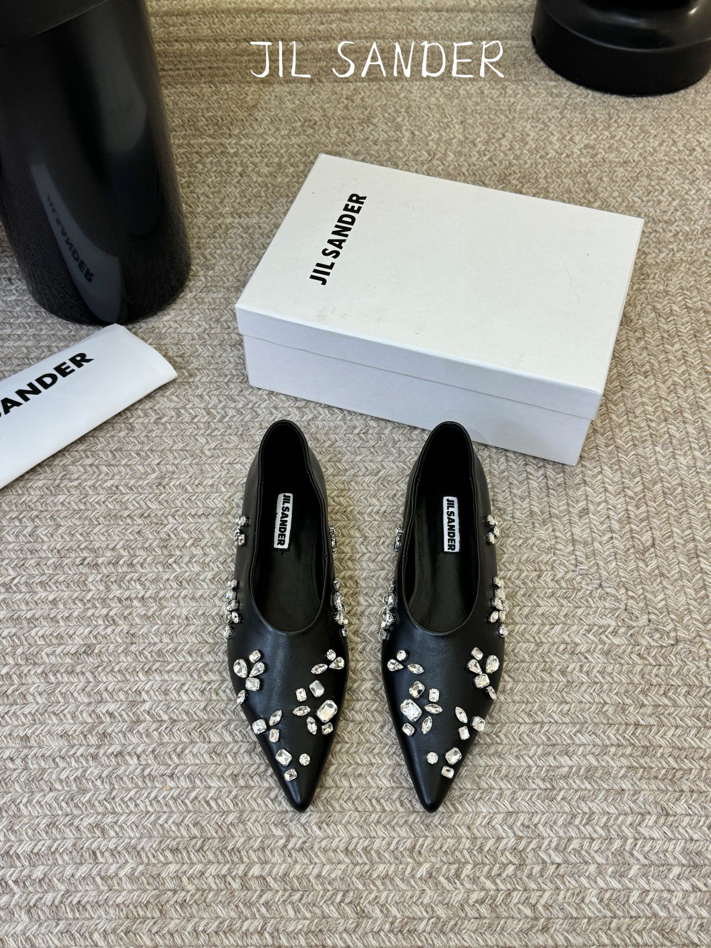 JILSANDER个性潮流新品🆕正品购入开发、完美复刻一比一做法、经典的线条设计、炒鸡百搭的一款夏季单品