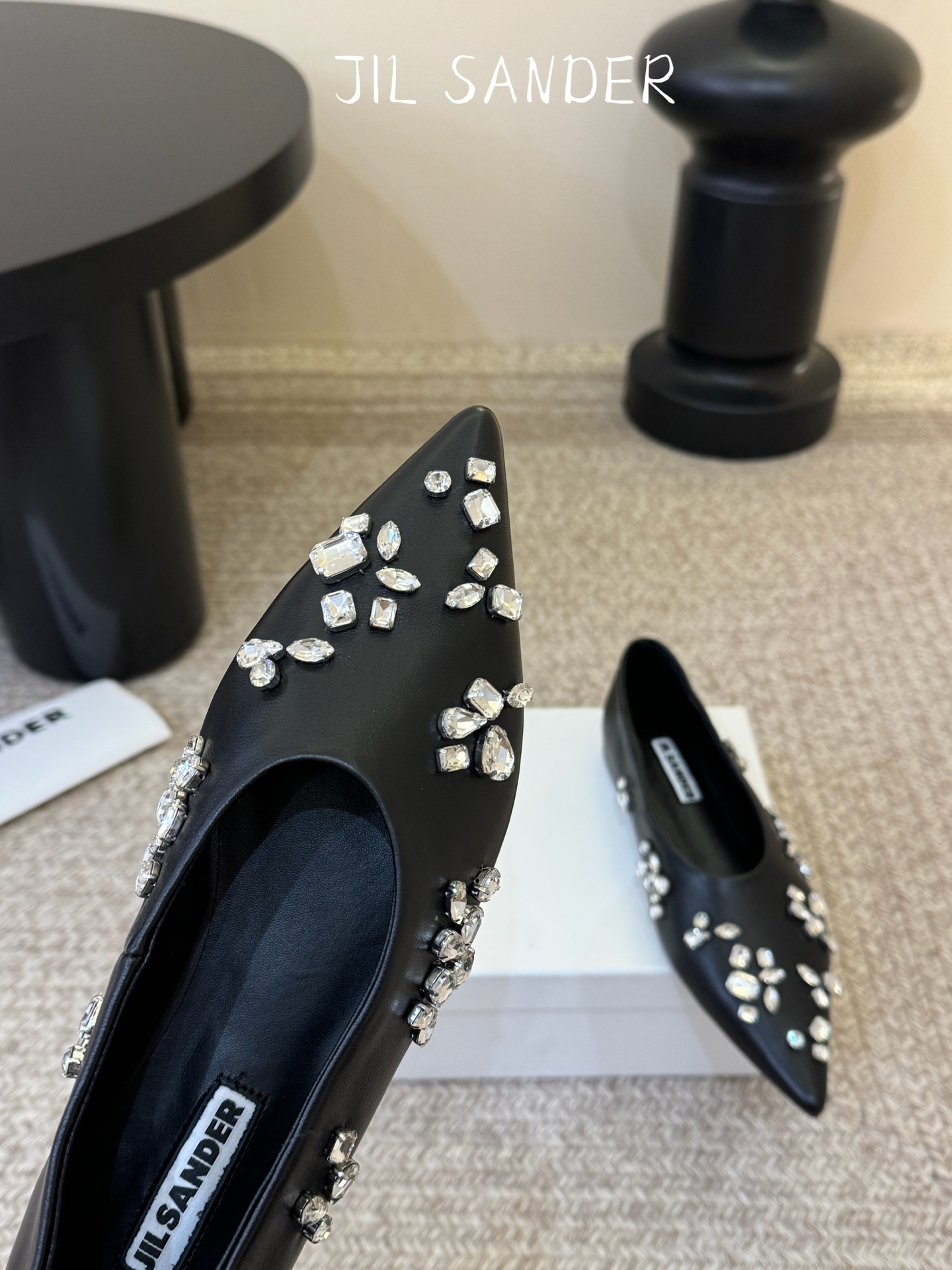 JILSANDER个性潮流新品🆕正品购入开发、完美复刻一比一做法、经典的线条设计、炒鸡百搭的一款夏季单品