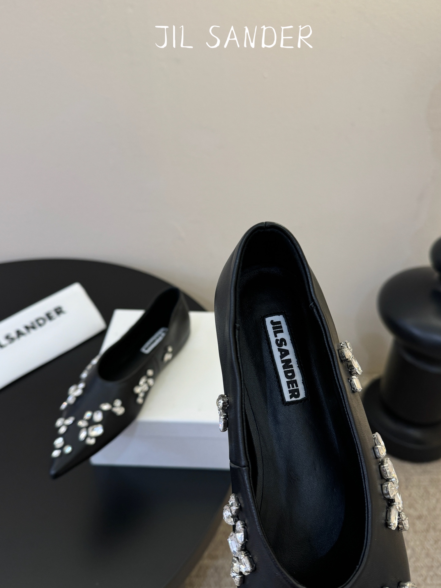 JILSANDER个性潮流新品🆕正品购入开发、完美复刻一比一做法、经典的线条设计、炒鸡百搭的一款夏季单品