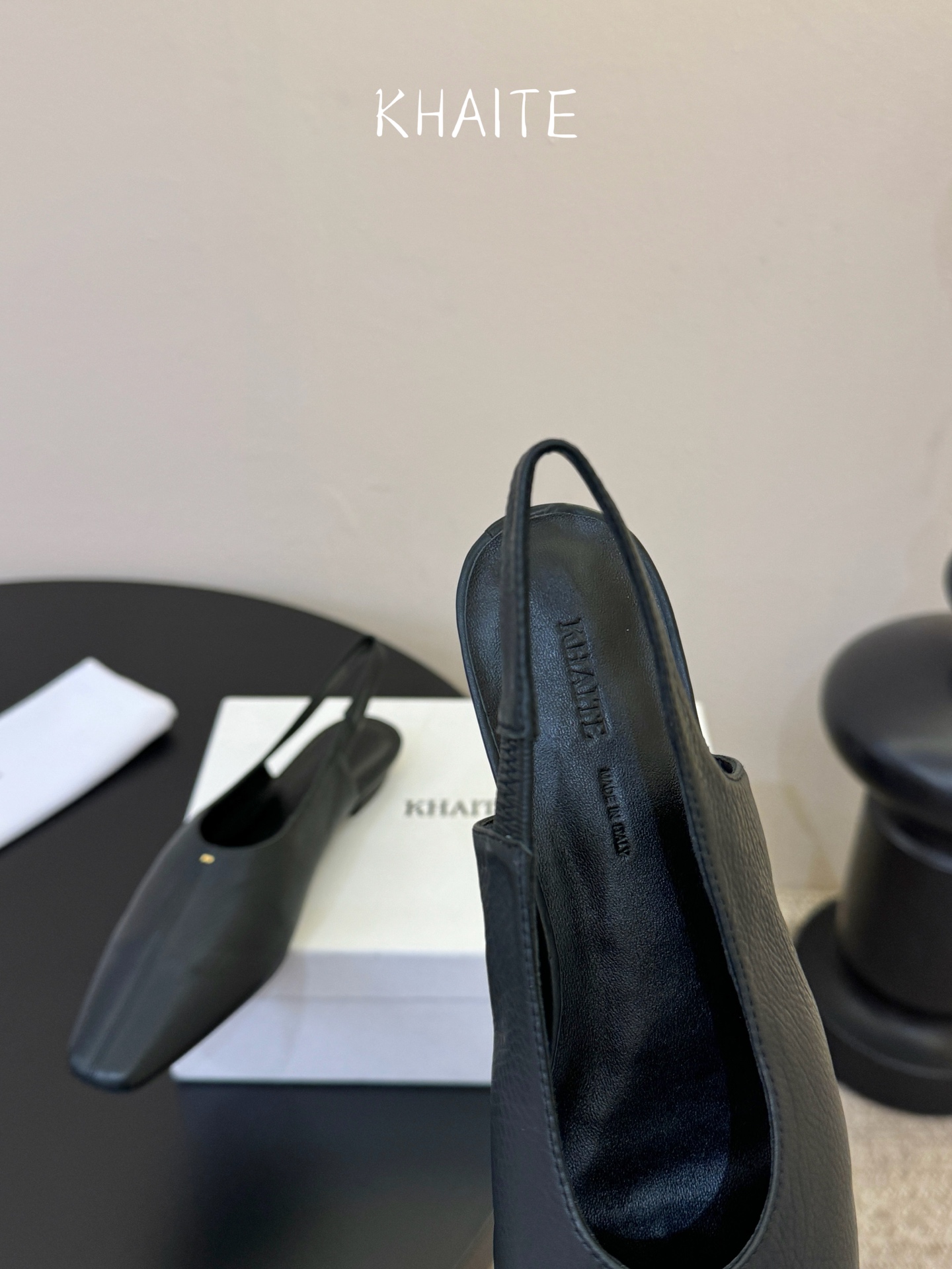 Khaite ✨𝟐𝟎𝟐6早春新款凉鞋❗️美鞋分享，本季最仙的凉鞋，自带高级时髦感，质感超强✔️穿上它做独