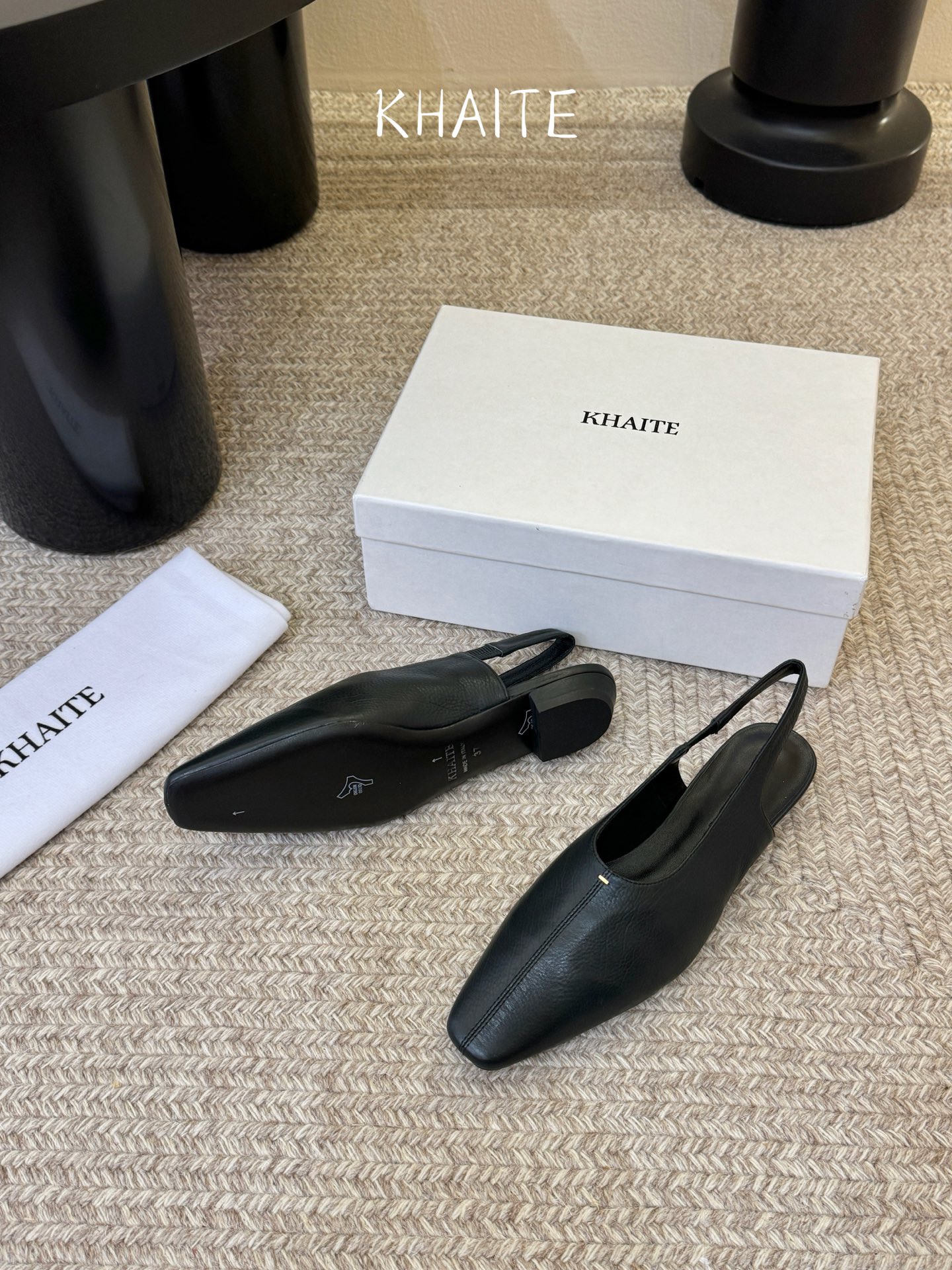 Khaite ✨𝟐𝟎𝟐6早春新款凉鞋❗️美鞋分享，本季最仙的凉鞋，自带高级时髦感，质感超强✔️穿上它做独