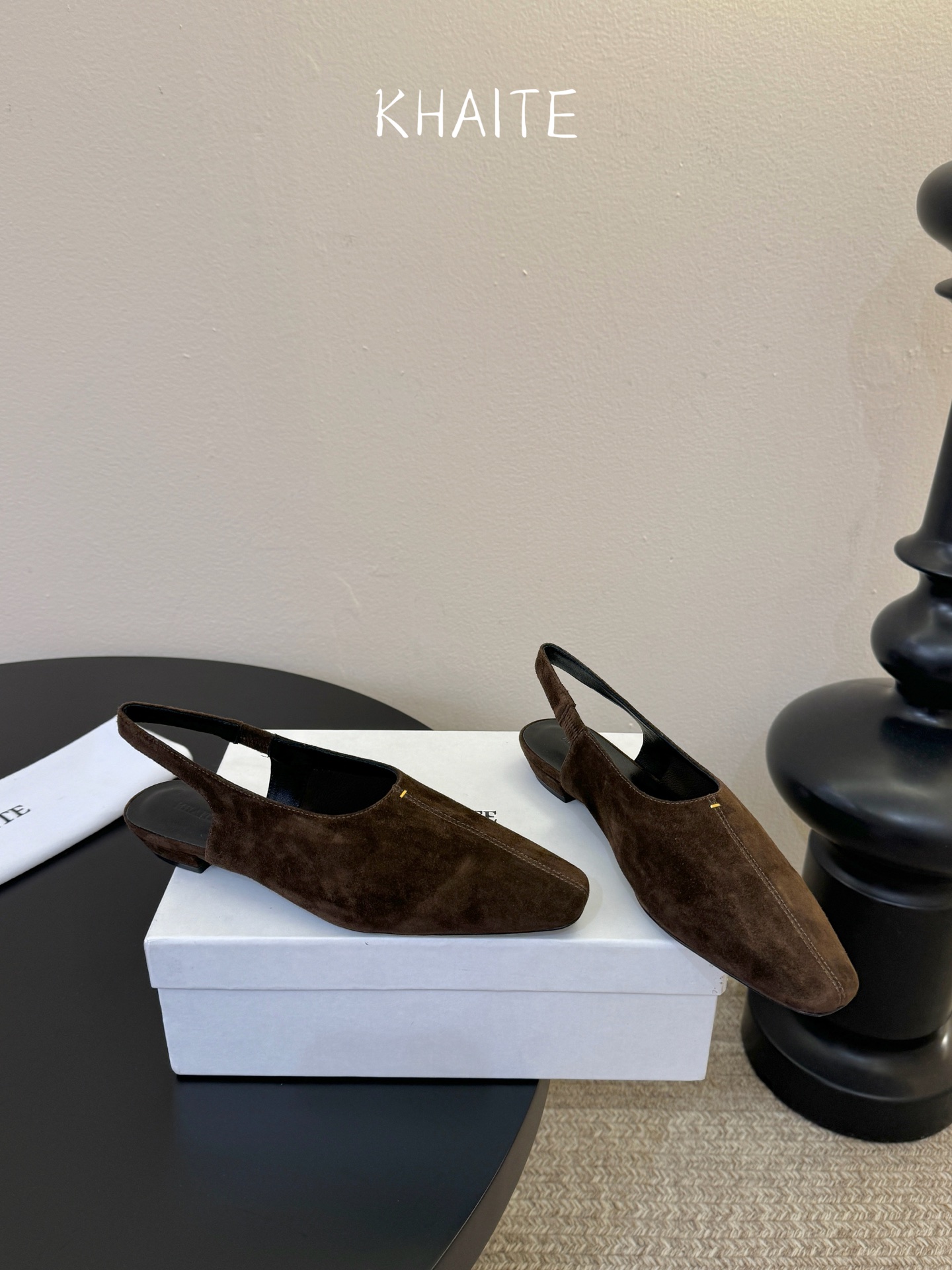 Khaite ✨𝟐𝟎𝟐6早春新款凉鞋❗️美鞋分享，本季最仙的凉鞋，自带高级时髦感，质感超强✔️穿上它做独