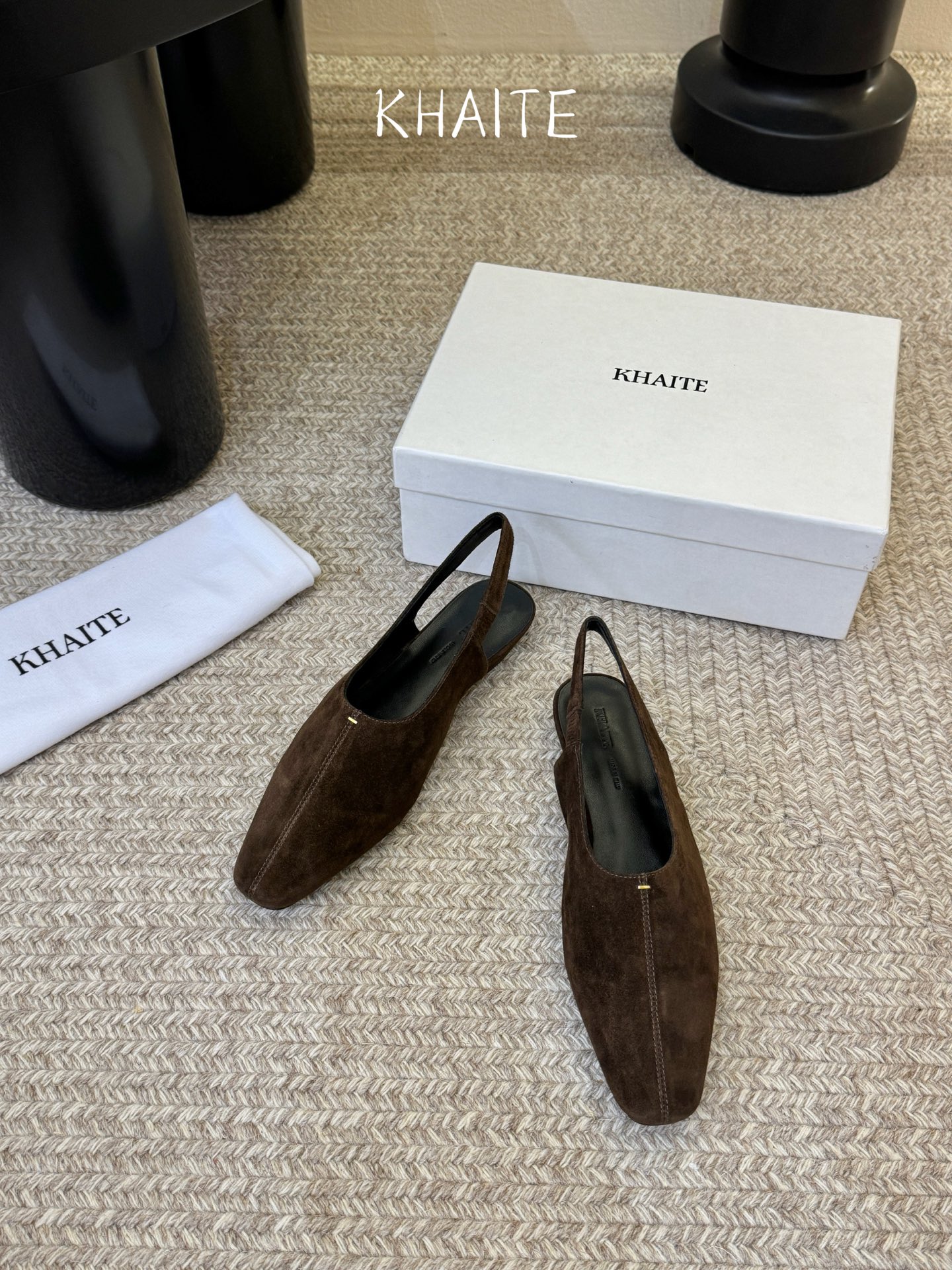 Khaite ✨𝟐𝟎𝟐6早春新款凉鞋❗️美鞋分享，本季最仙的凉鞋，自带高级时髦感，质感超强✔️穿上它做独