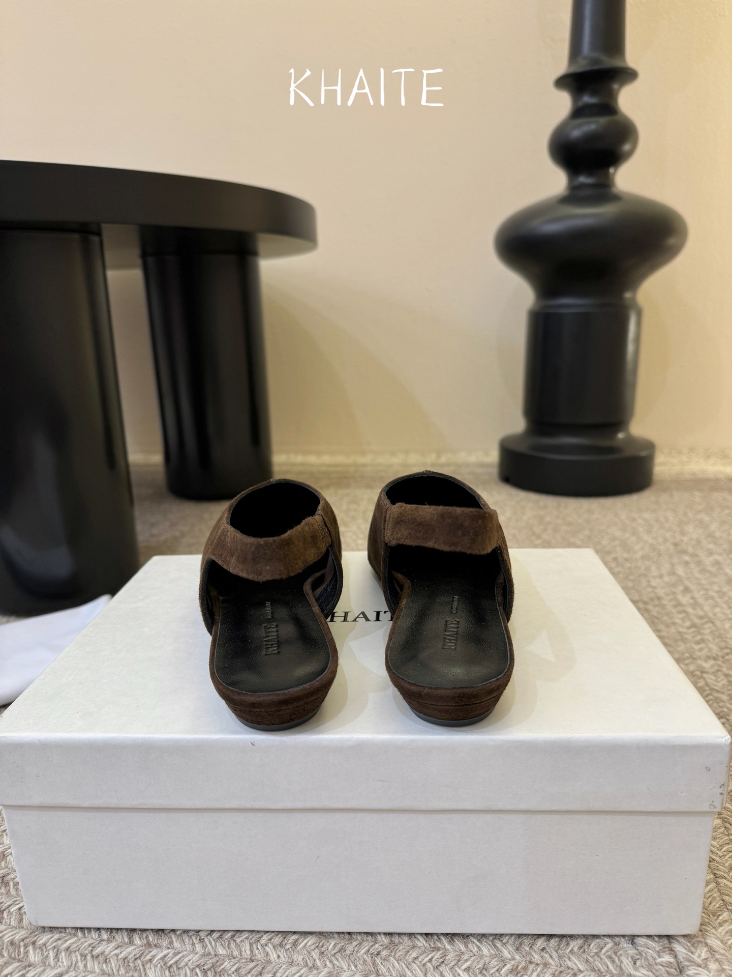 Khaite ✨𝟐𝟎𝟐6早春新款凉鞋❗️美鞋分享，本季最仙的凉鞋，自带高级时髦感，质感超强✔️穿上它做独