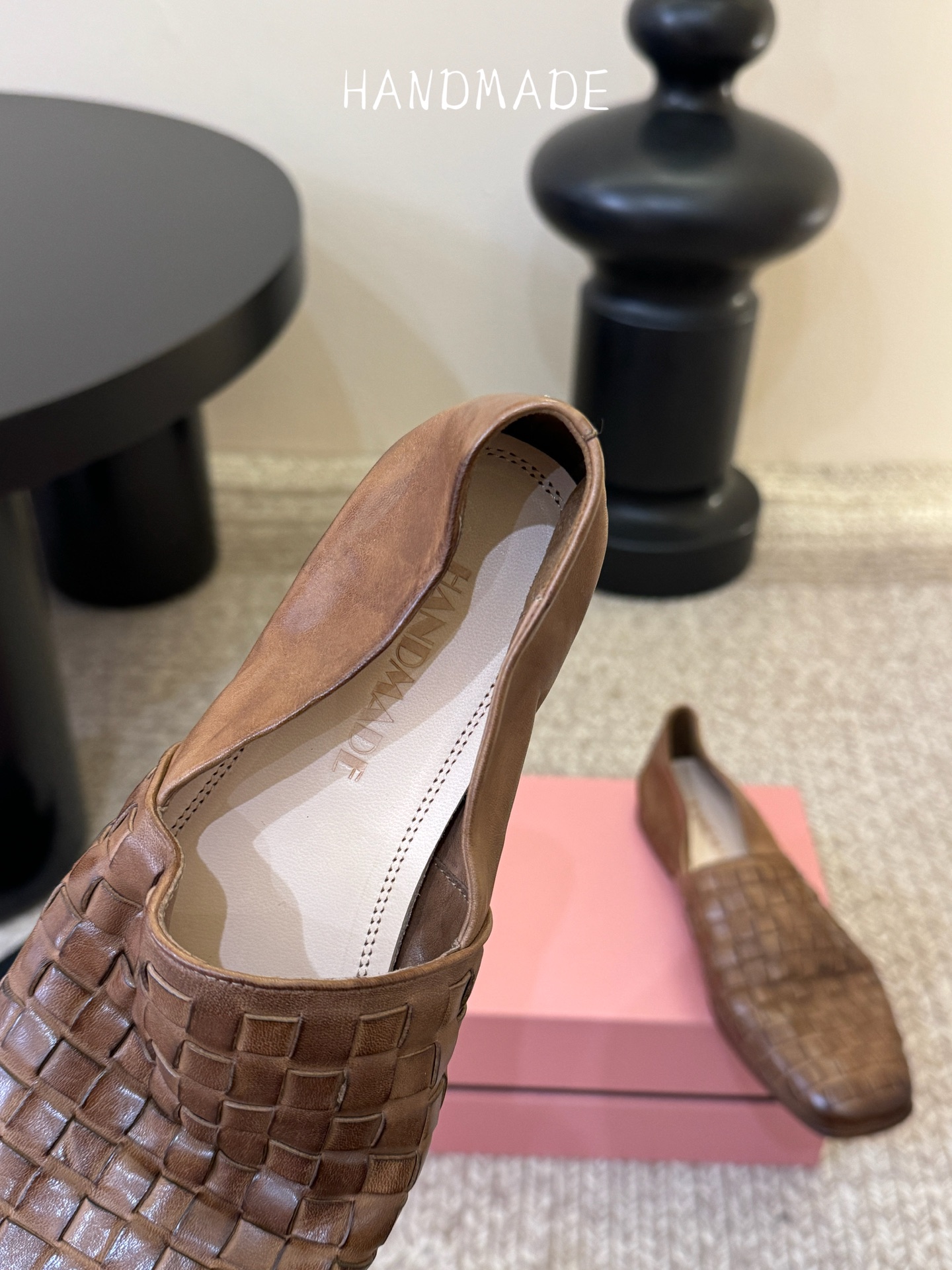 顶级 还有黑色HANDMADE独家新品最高版本买手代购1:1完美复刻 平底凉鞋单鞋原版开模真皮鞋底 原版