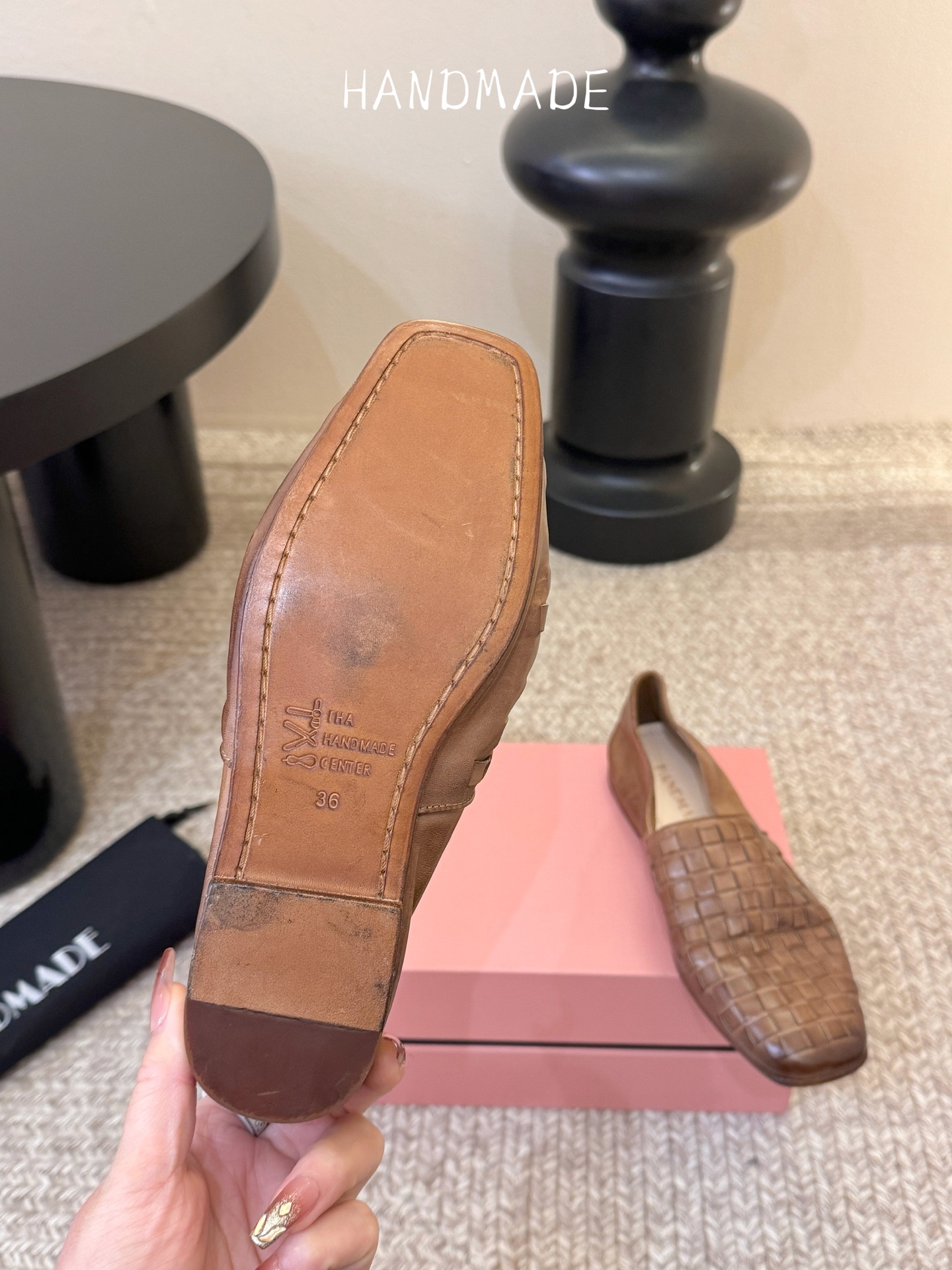 顶级 还有黑色HANDMADE独家新品最高版本买手代购1:1完美复刻 平底凉鞋单鞋原版开模真皮鞋底 原版