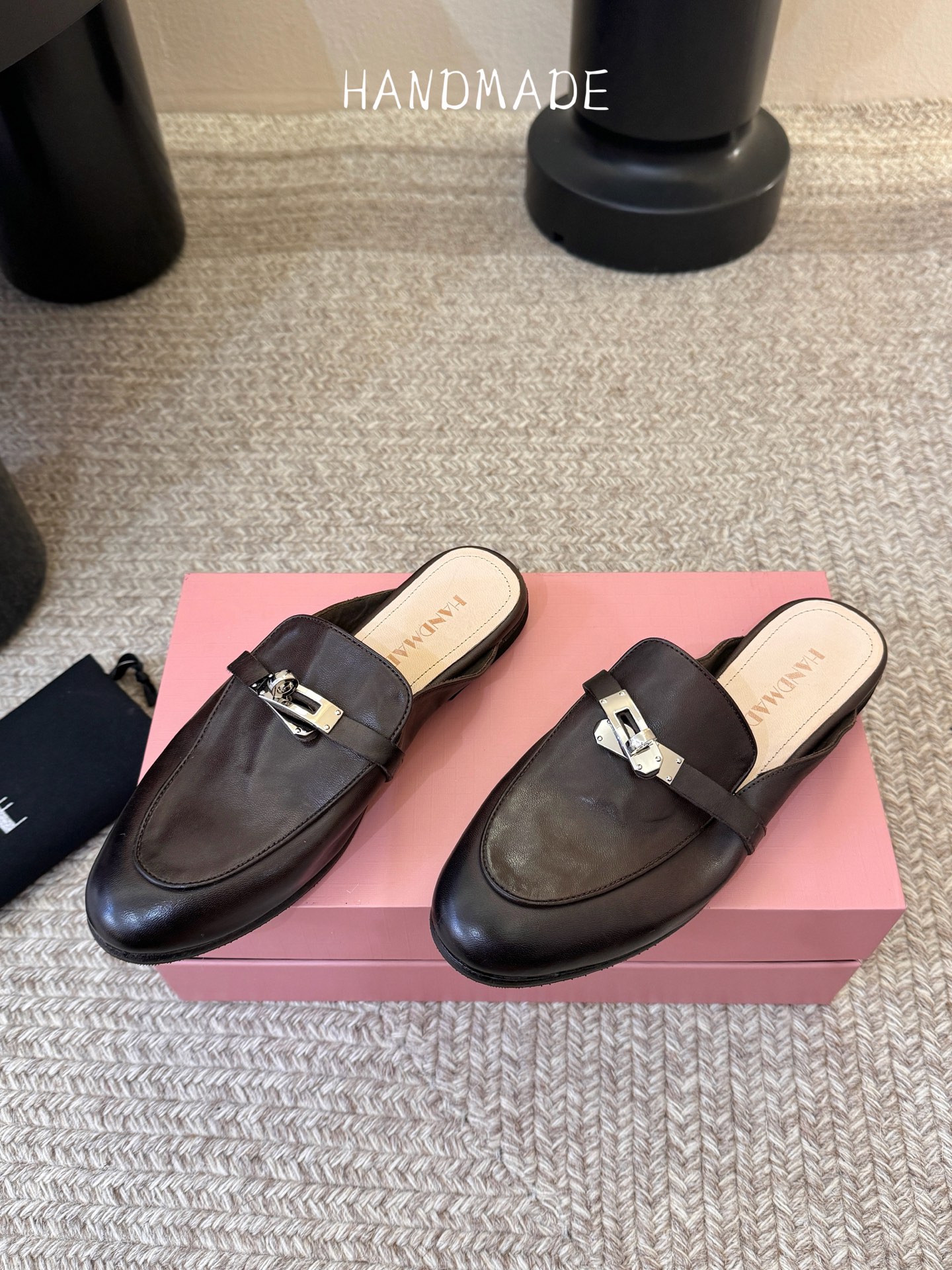 顶级HANDMADE独家新品最高版本买手代购1:1完美复刻 平底凉鞋单鞋原版开模真皮鞋底 原版套楦鞋型很