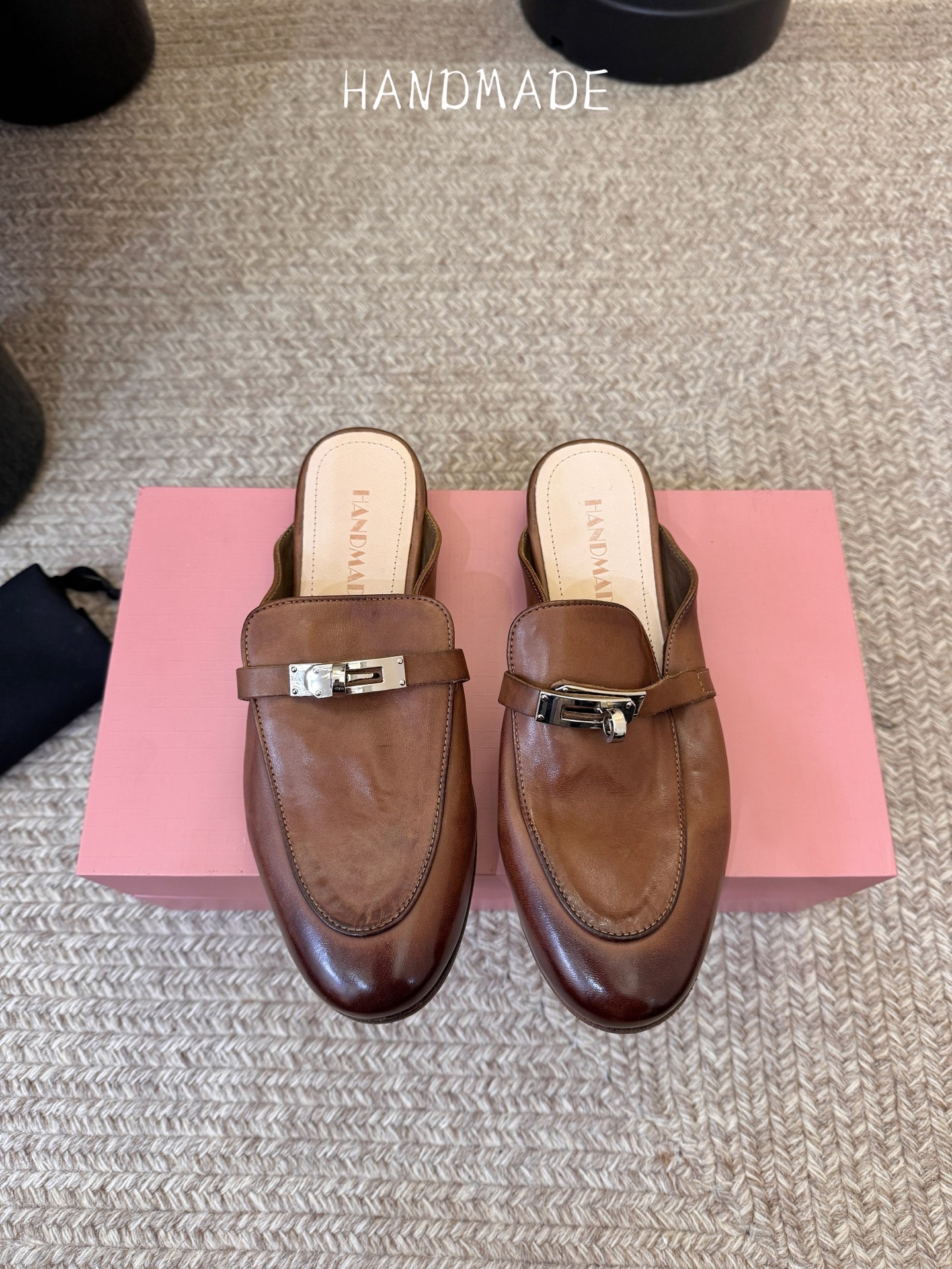 顶级HANDMADE独家新品最高版本买手代购1:1完美复刻 平底凉鞋单鞋原版开模真皮鞋底 原版套楦鞋型很