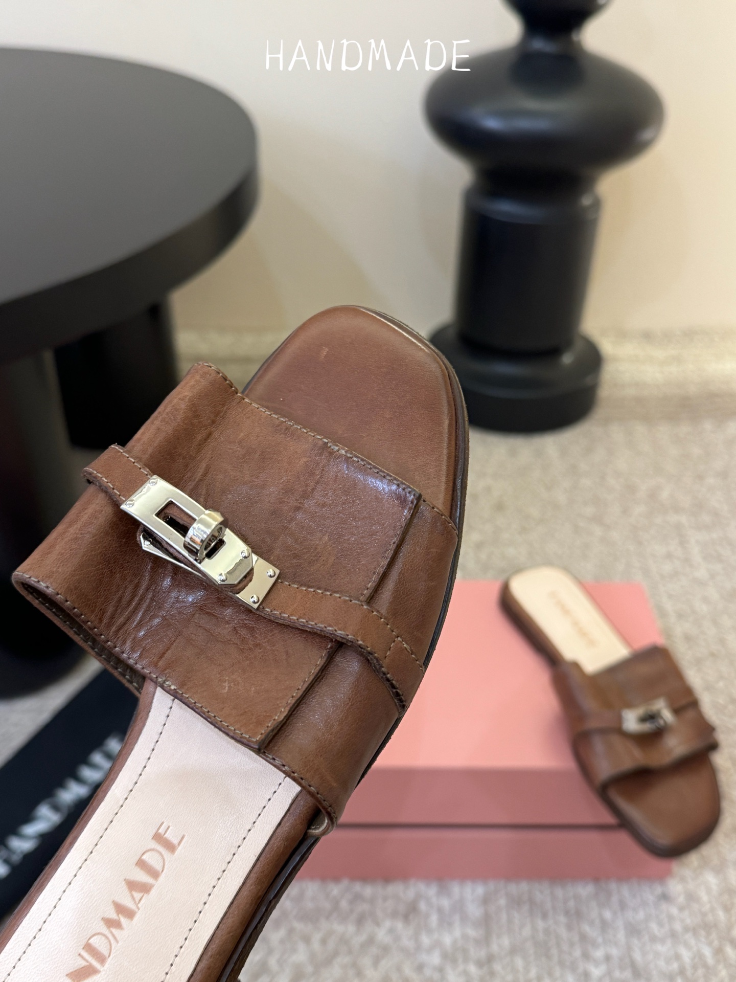 顶级HANDMADE独家新品最高版本买手代购1:1完美复刻 平底凉鞋单鞋原版开模真皮鞋底 原版套楦鞋型很