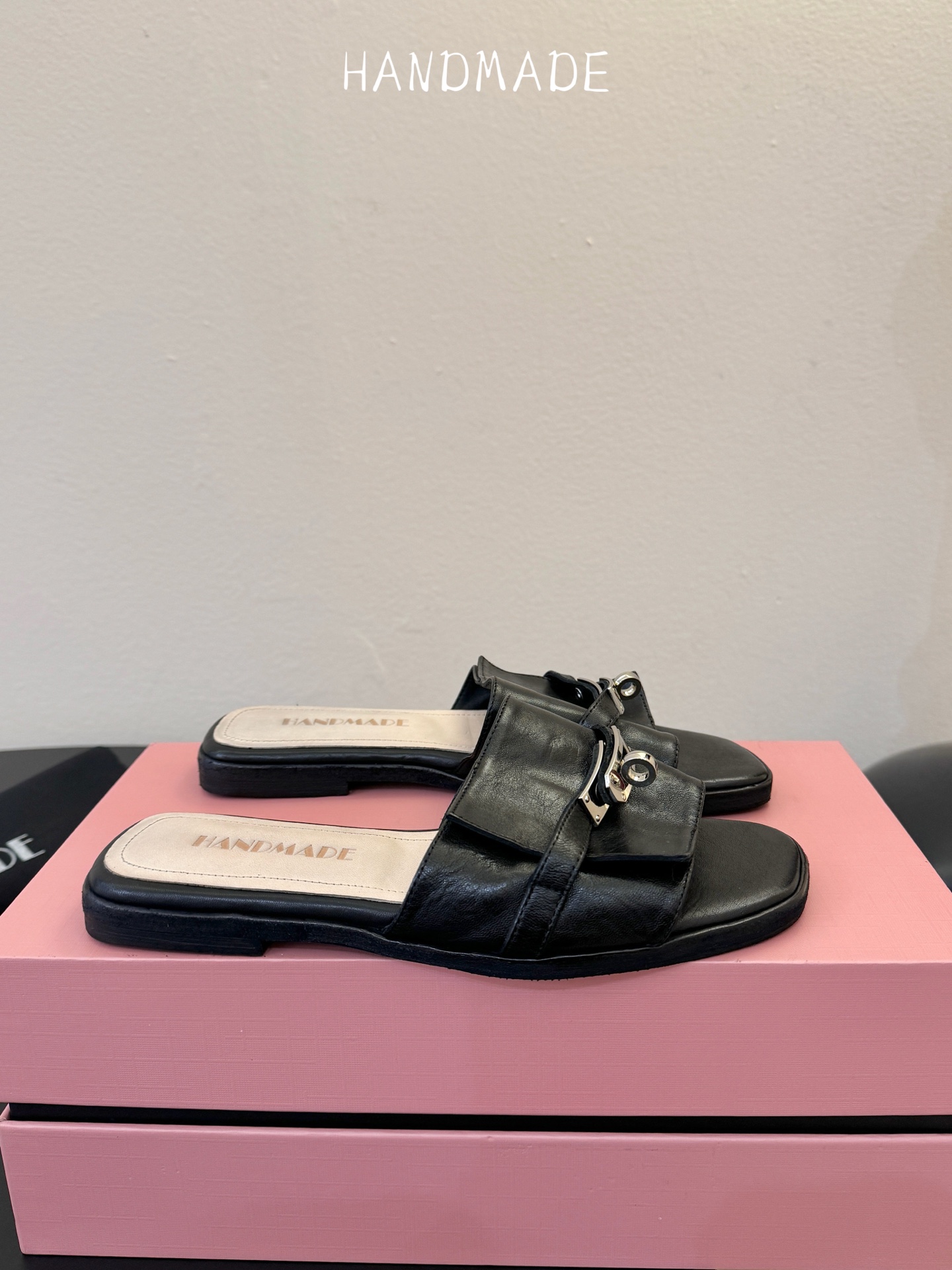 顶级HANDMADE独家新品最高版本买手代购1:1完美复刻 平底凉鞋单鞋原版开模真皮鞋底 原版套楦鞋型很