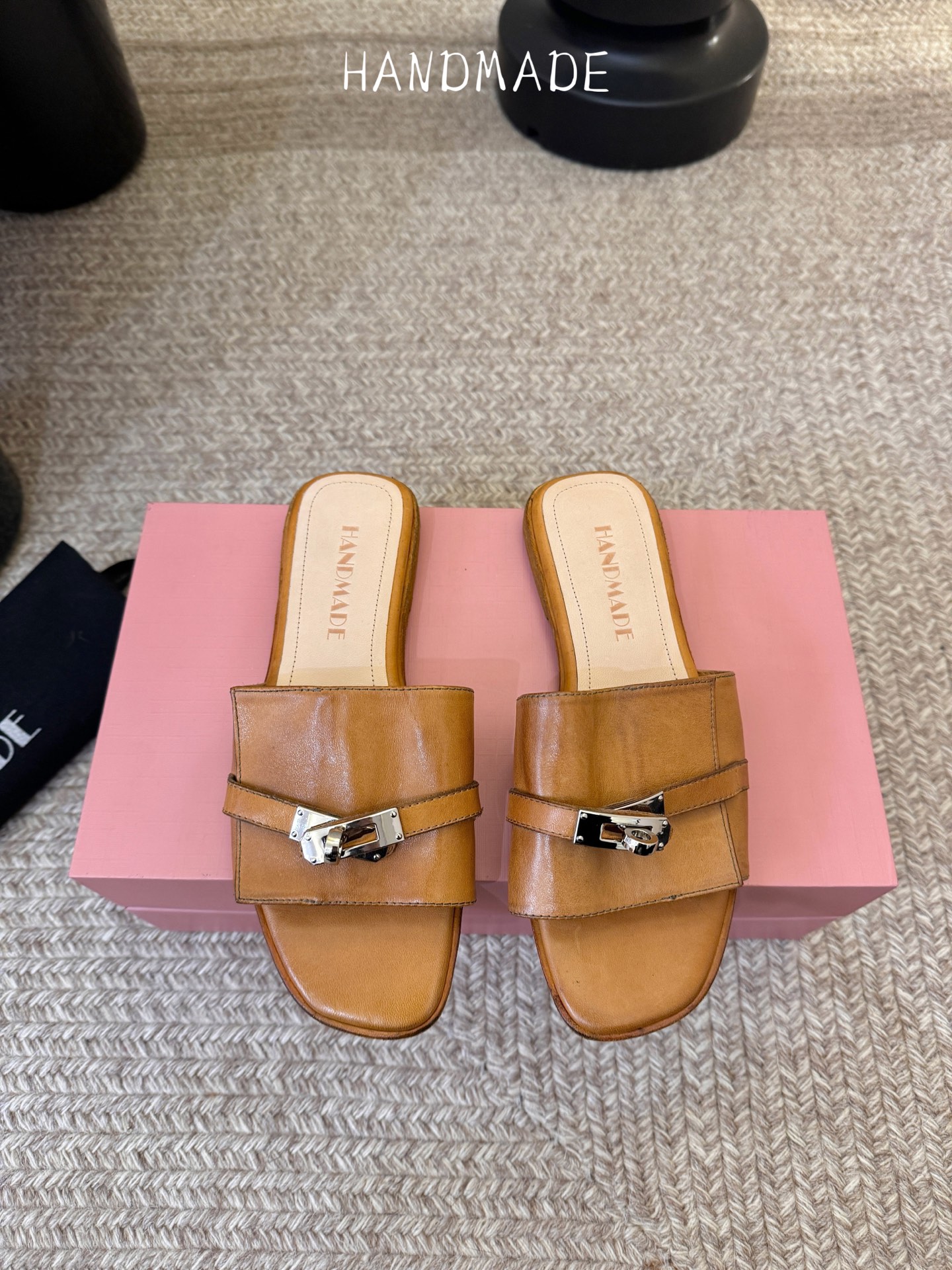 顶级HANDMADE独家新品最高版本买手代购1:1完美复刻 平底凉鞋单鞋原版开模真皮鞋底 原版套楦鞋型很