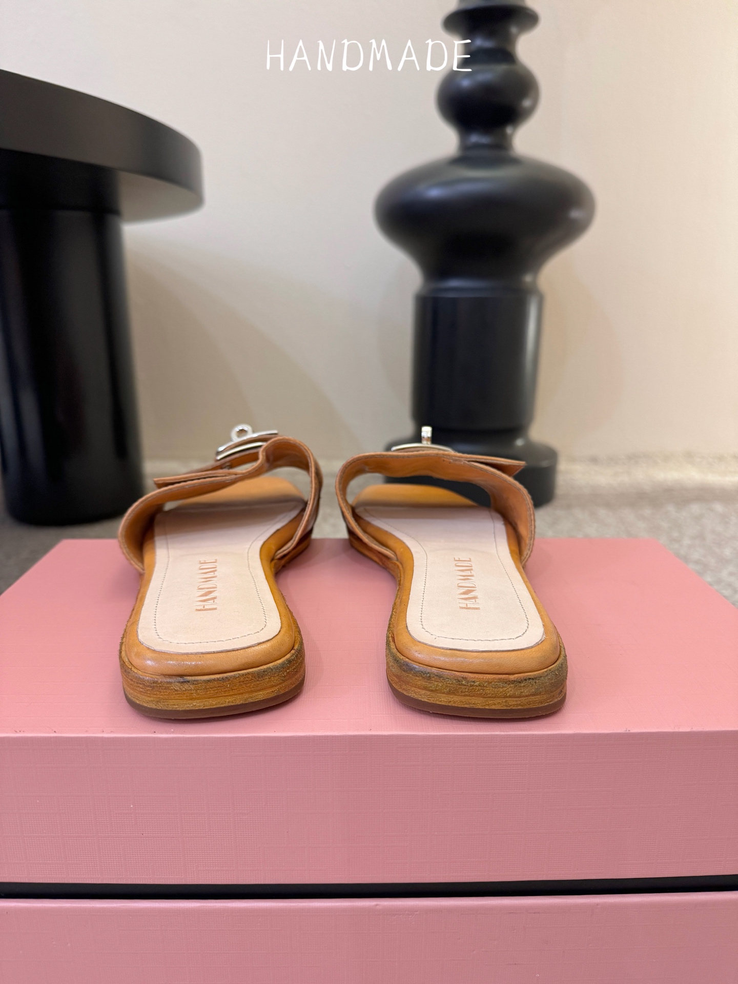 顶级HANDMADE独家新品最高版本买手代购1:1完美复刻 平底凉鞋单鞋原版开模真皮鞋底 原版套楦鞋型很