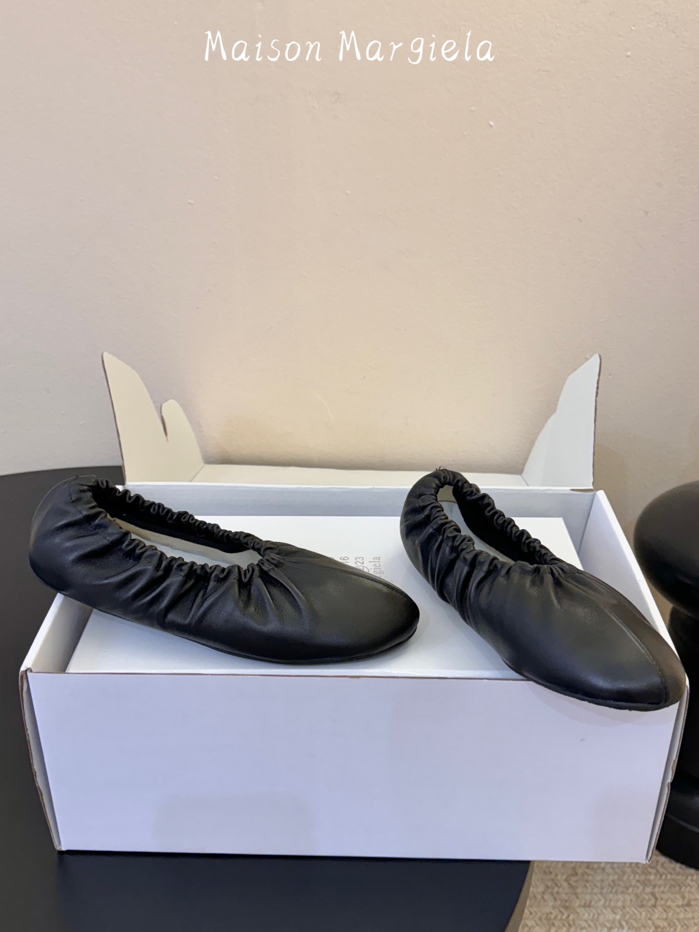 Maison Margiel*26ss早春新款芭蕾平底鞋褶皱包裹设计，不挑脚型，穿上就不想脱下来，分趾鞋
