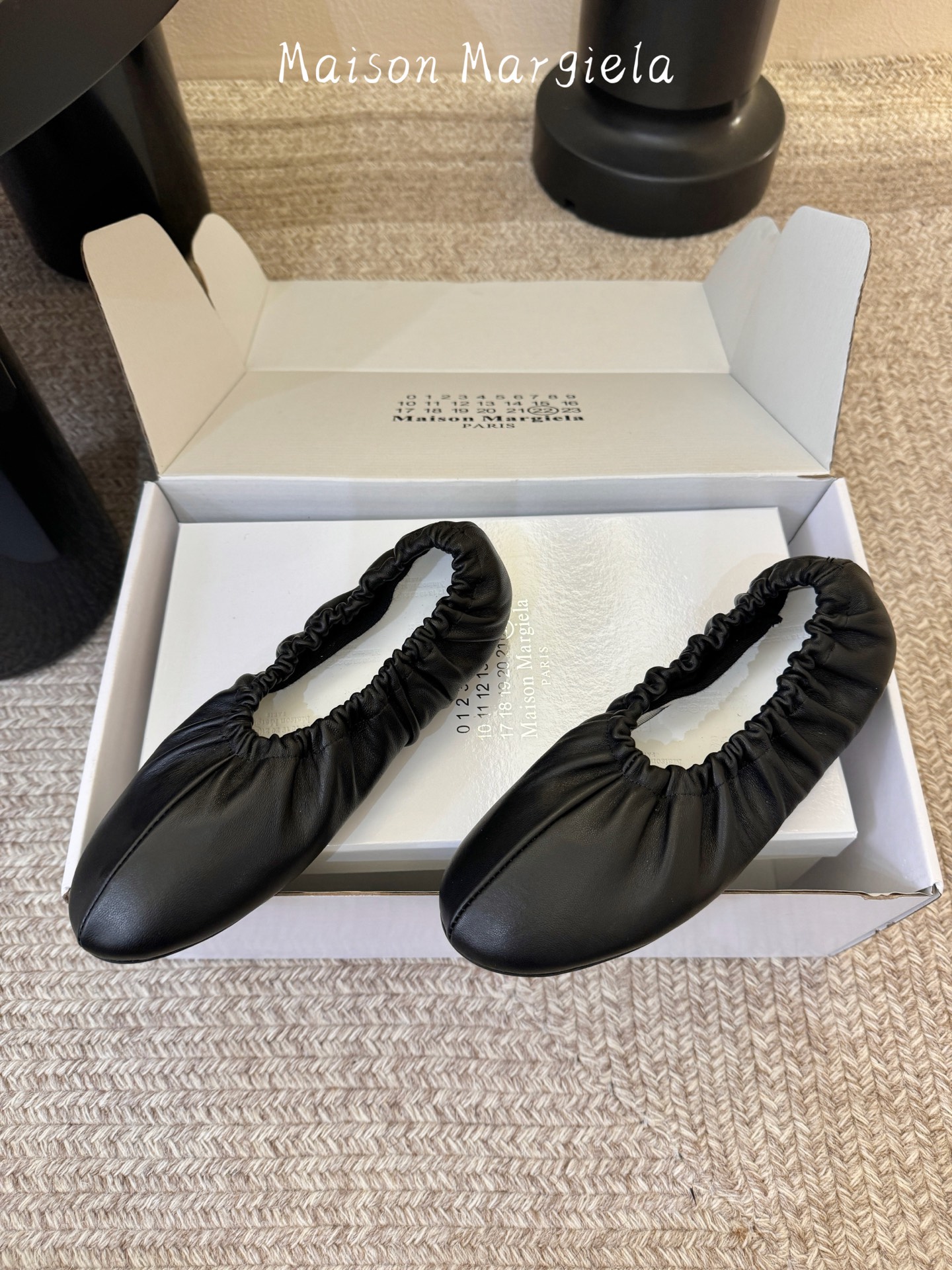 Maison Margiel*26ss早春新款芭蕾平底鞋褶皱包裹设计，不挑脚型，穿上就不想脱下来，分趾鞋