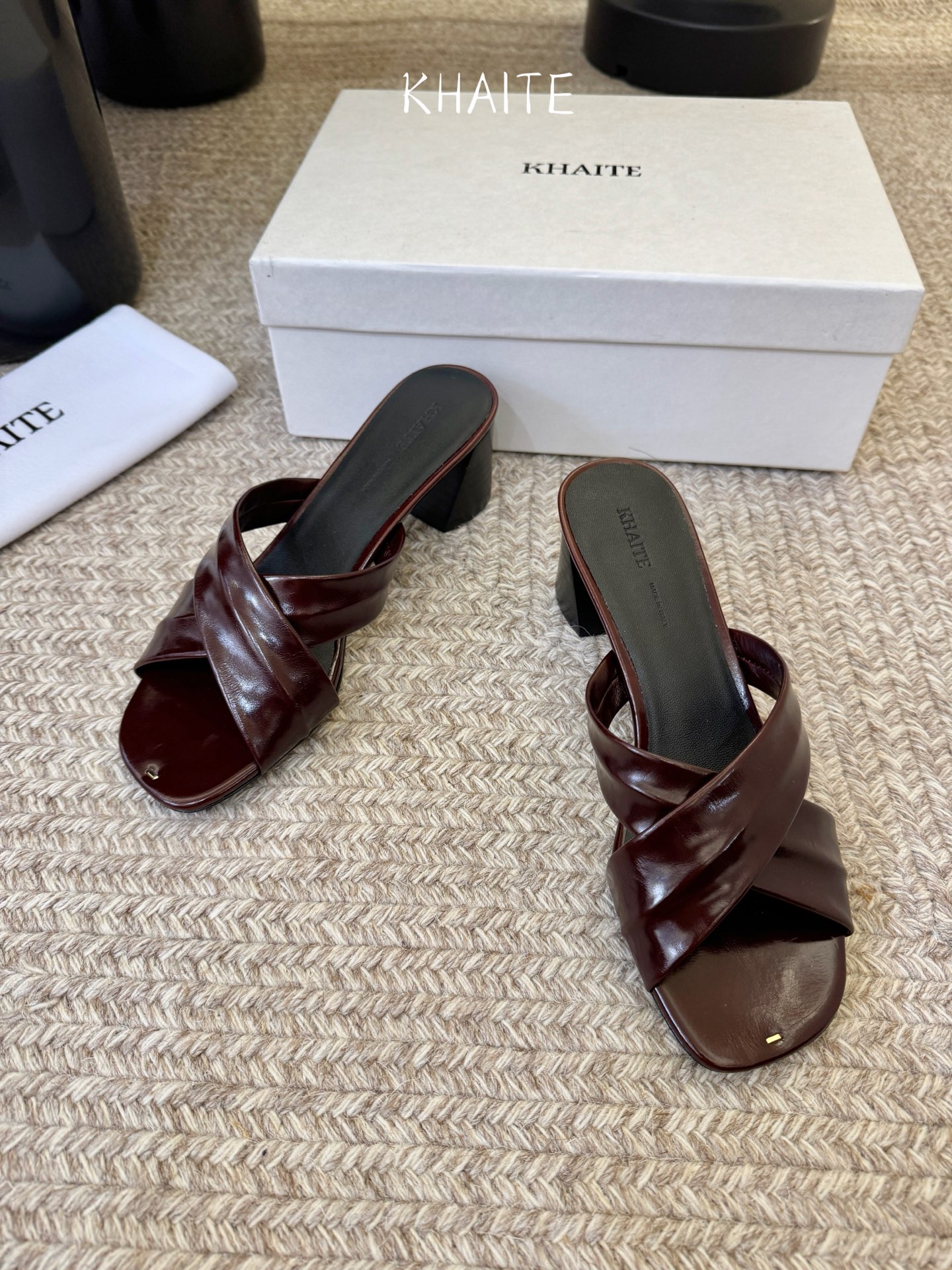 KHAite𝟐𝟎𝟐6𝐒𝐒 春夏新品凉拖本季单品超级有意思❗️全网都火爆了，上脚超nice😌今年时髦必备单