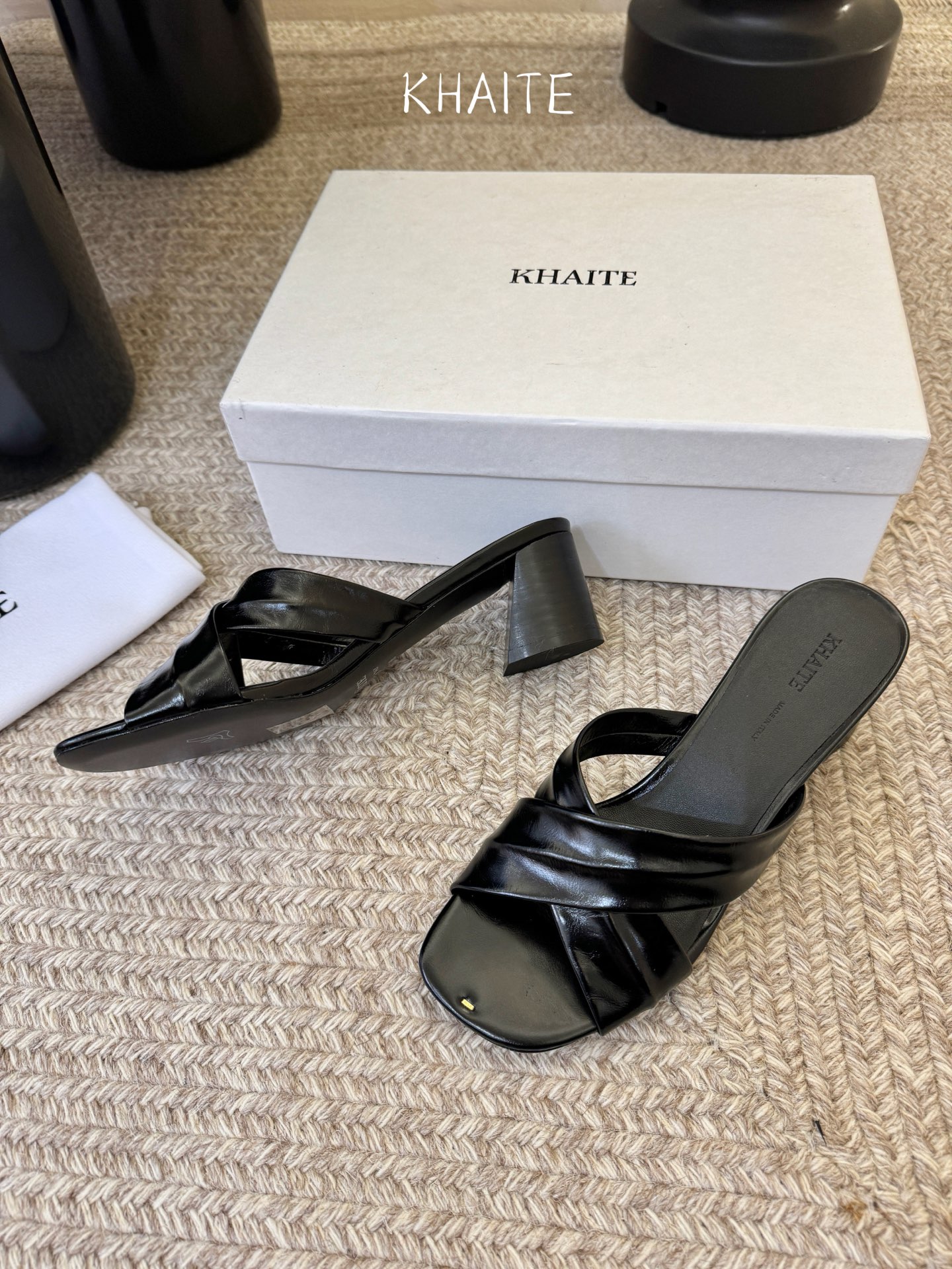 KHAite𝟐𝟎𝟐6𝐒𝐒 春夏新品凉拖本季单品超级有意思❗️全网都火爆了，上脚超nice😌今年时髦必备单