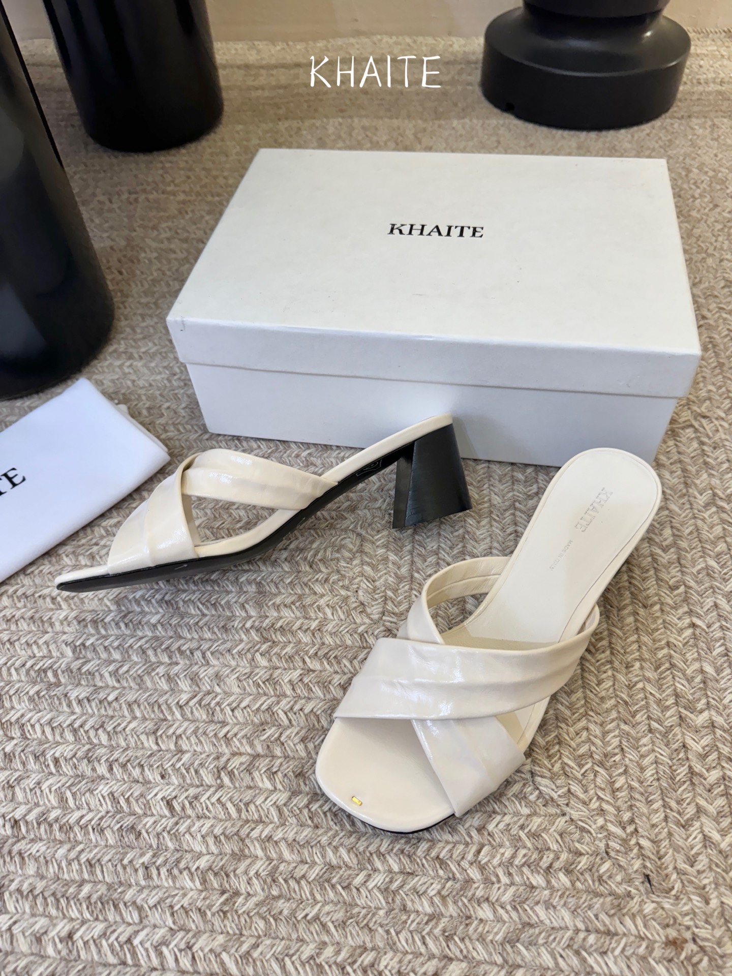 KHAite𝟐𝟎𝟐6𝐒𝐒 春夏新品凉拖本季单品超级有意思❗️全网都火爆了，上脚超nice😌今年时髦必备单