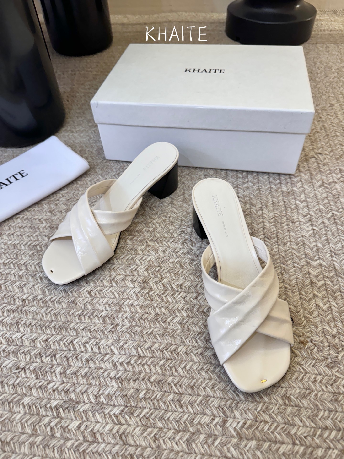 KHAite𝟐𝟎𝟐6𝐒𝐒 春夏新品凉拖本季单品超级有意思❗️全网都火爆了，上脚超nice😌今年时髦必备单