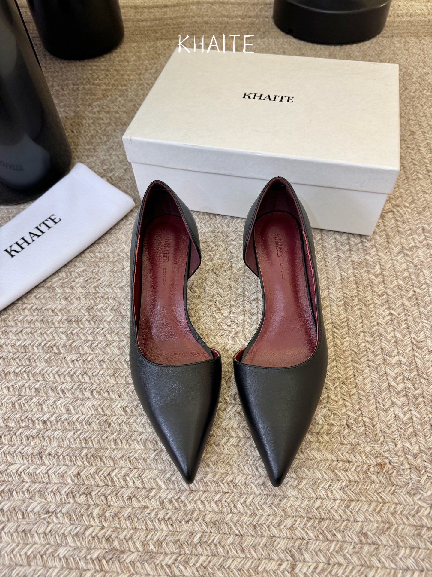 KHAite𝟐𝟎𝟐6𝐒𝐒 春夏新品凉鞋本季单品超级有意思❗️全网都火爆了，上脚超nice😌今年时髦必备单