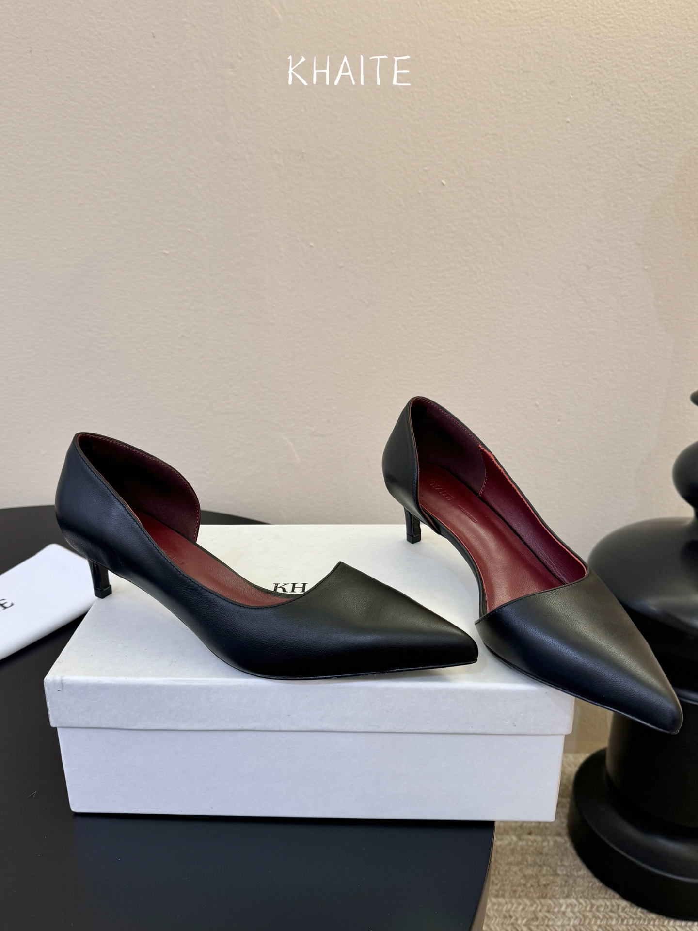 KHAite𝟐𝟎𝟐6𝐒𝐒 春夏新品凉鞋本季单品超级有意思❗️全网都火爆了，上脚超nice😌今年时髦必备单