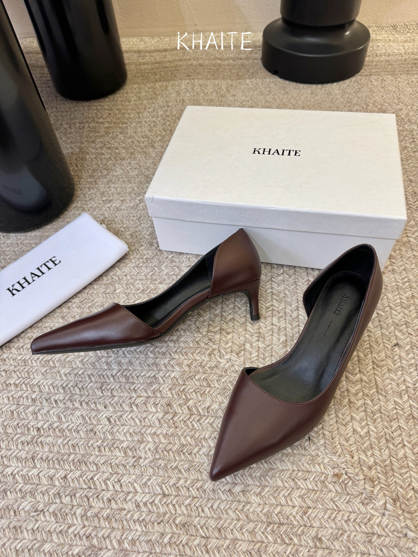 KHAite𝟐𝟎𝟐6𝐒𝐒 春夏新品凉鞋本季单品超级有意思❗️全网都火爆了，上脚超nice😌今年时髦必备单