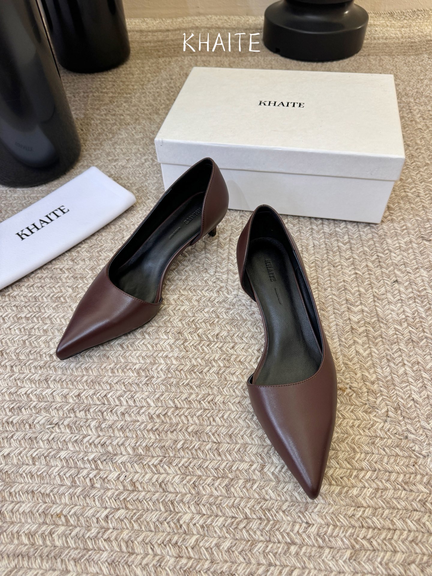 KHAite𝟐𝟎𝟐6𝐒𝐒 春夏新品凉鞋本季单品超级有意思❗️全网都火爆了，上脚超nice😌今年时髦必备单