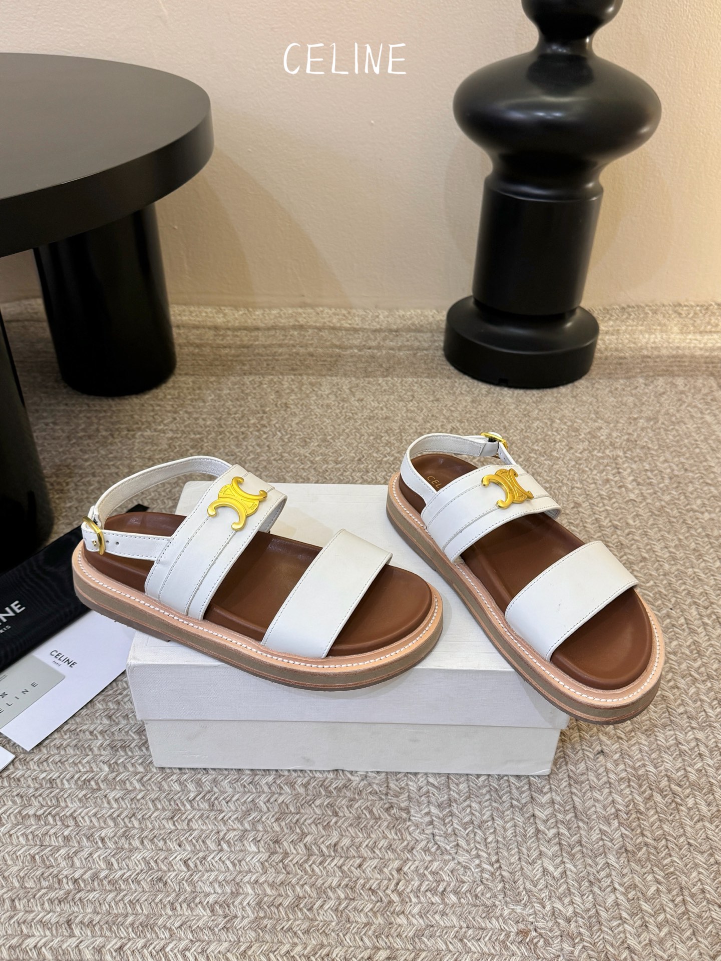 【CE*INE】*琳代级别 春夏新品凯旋门复古罗马凉鞋拖鞋 进出专柜无压力，重工版，拒绝一眼假low货 