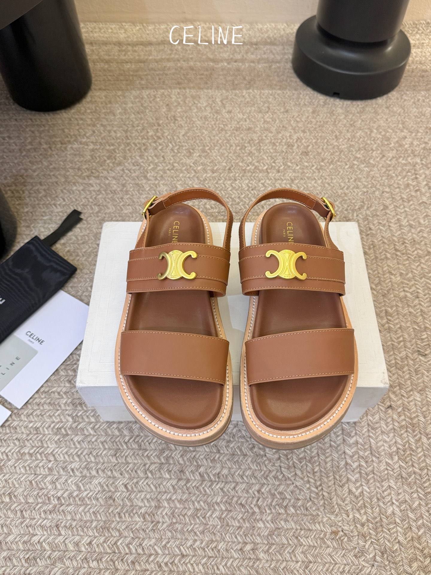 【CE*INE】*琳代级别 春夏新品凯旋门复古罗马凉鞋拖鞋 进出专柜无压力，重工版，拒绝一眼假low货 